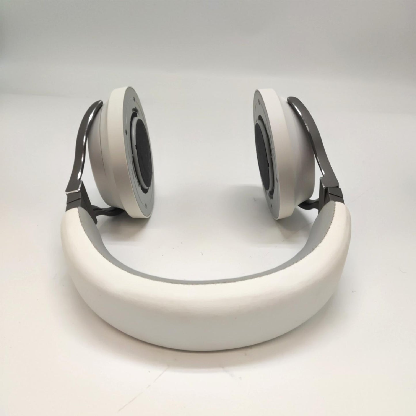 CORSAIR VIRTUOSO RGB WIRELESS High Fidelity Gaming Headset  Kopfhörer - Defekt