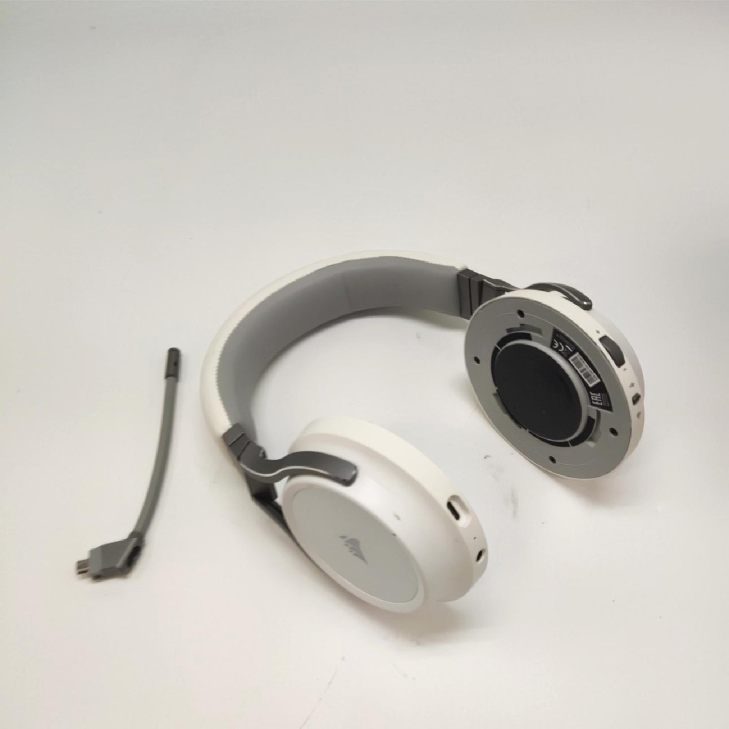 CORSAIR VIRTUOSO RGB WIRELESS High Fidelity Gaming Headset  Kopfhörer - Defekt