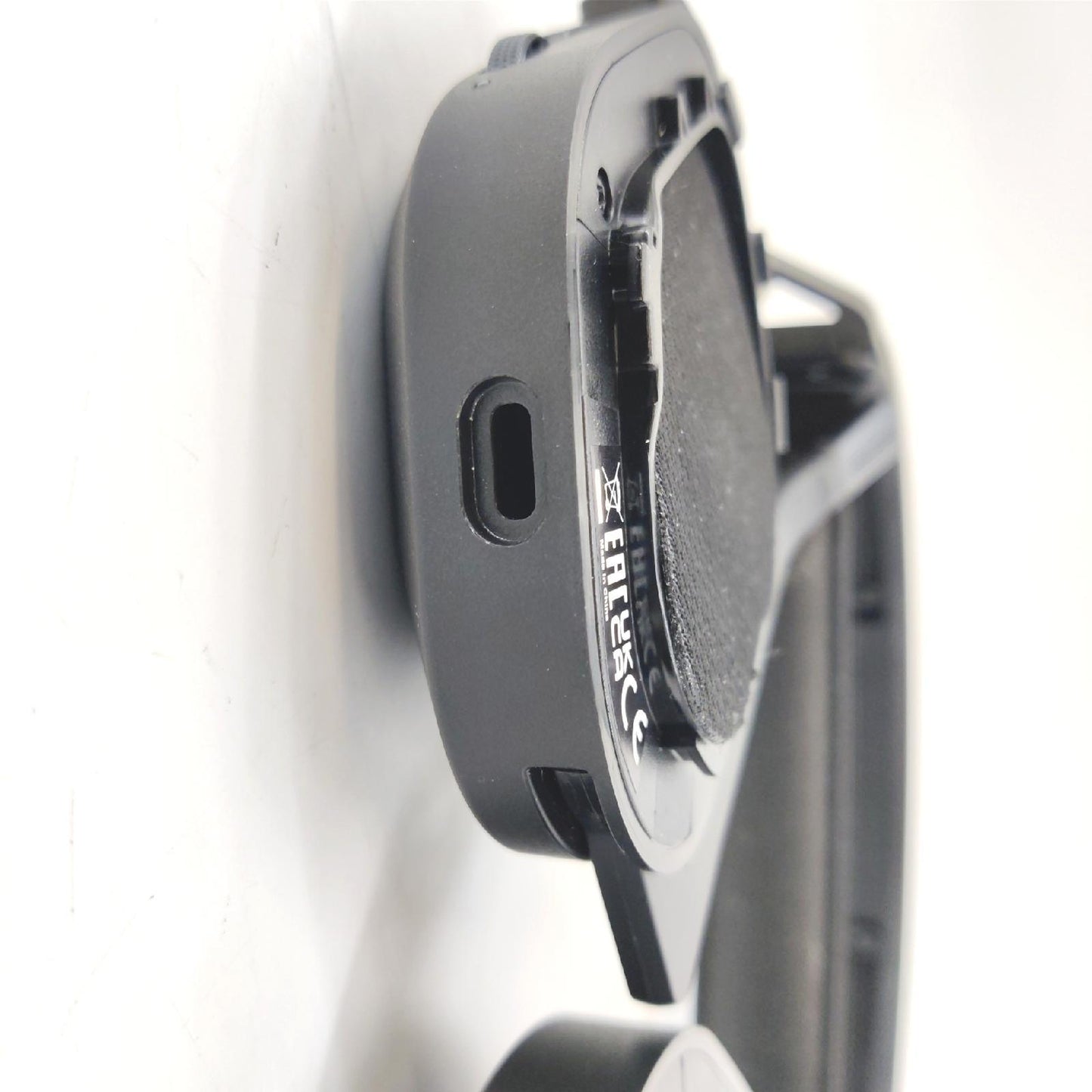 CORSAIR HS80 RGB WIRELESS Multiplattform Gaming Headset   Dolby Atmos   - Defekt