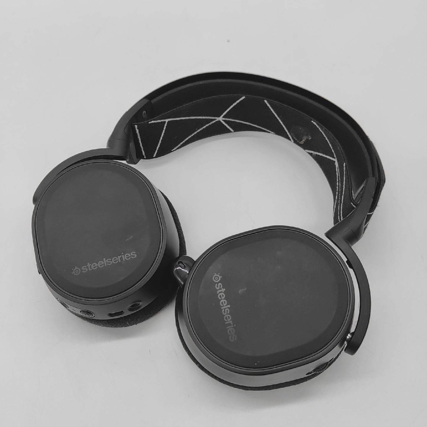 SteelSeries Arctis 9  Dual Wireless Gaming Headset  Verlustless 24 GHz  - Defekt
