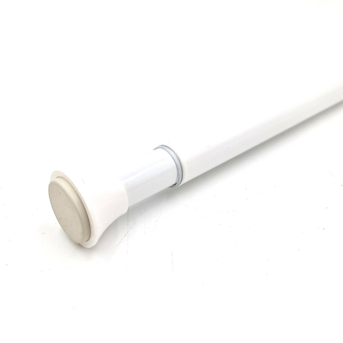 Amazon Basics Teleskop-Duschvorhangstange zum Einklemmen 61 bis 91 cm Weiß