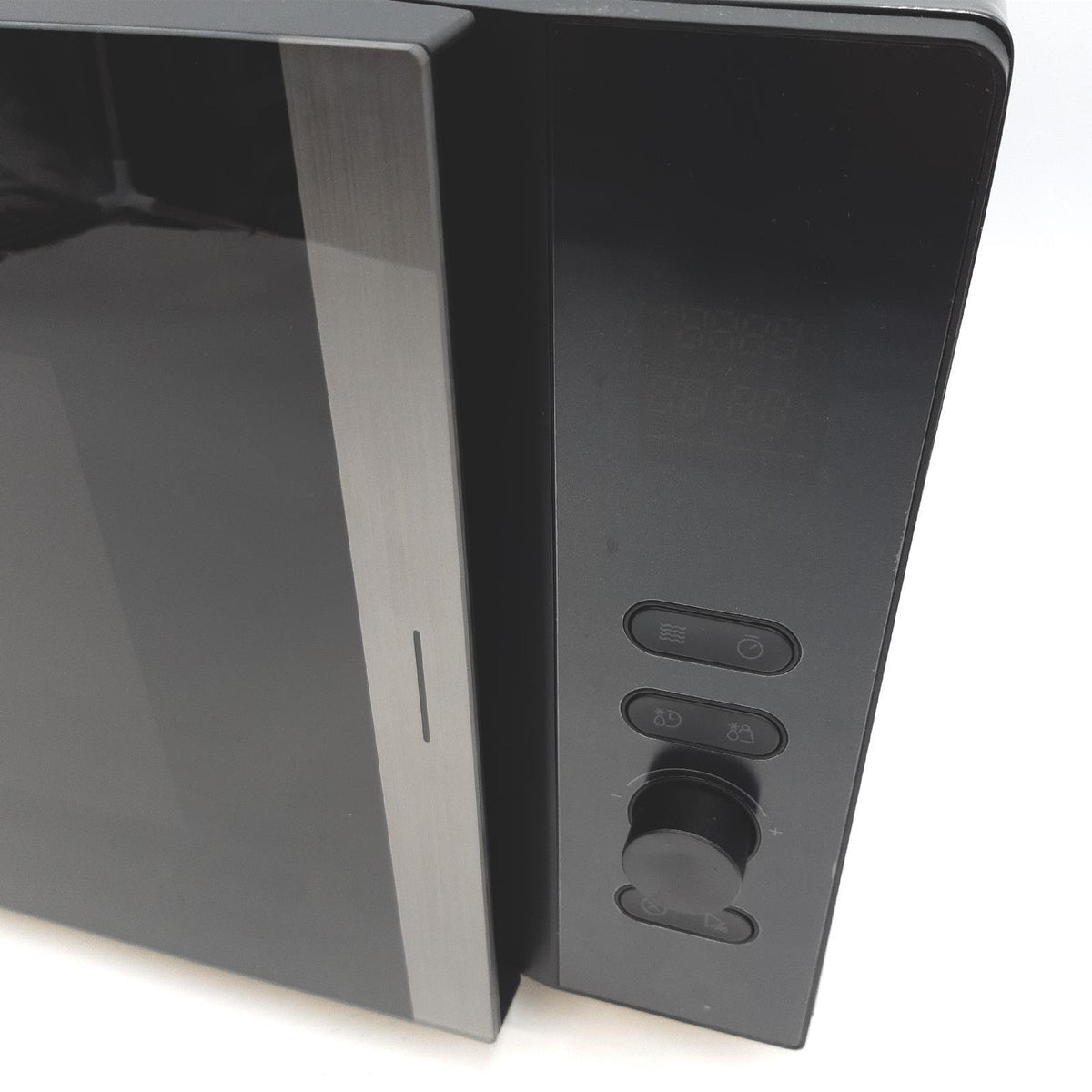 Toshiba Mikrowelle Küchengerät MV AM20TBK 20 Liter 800