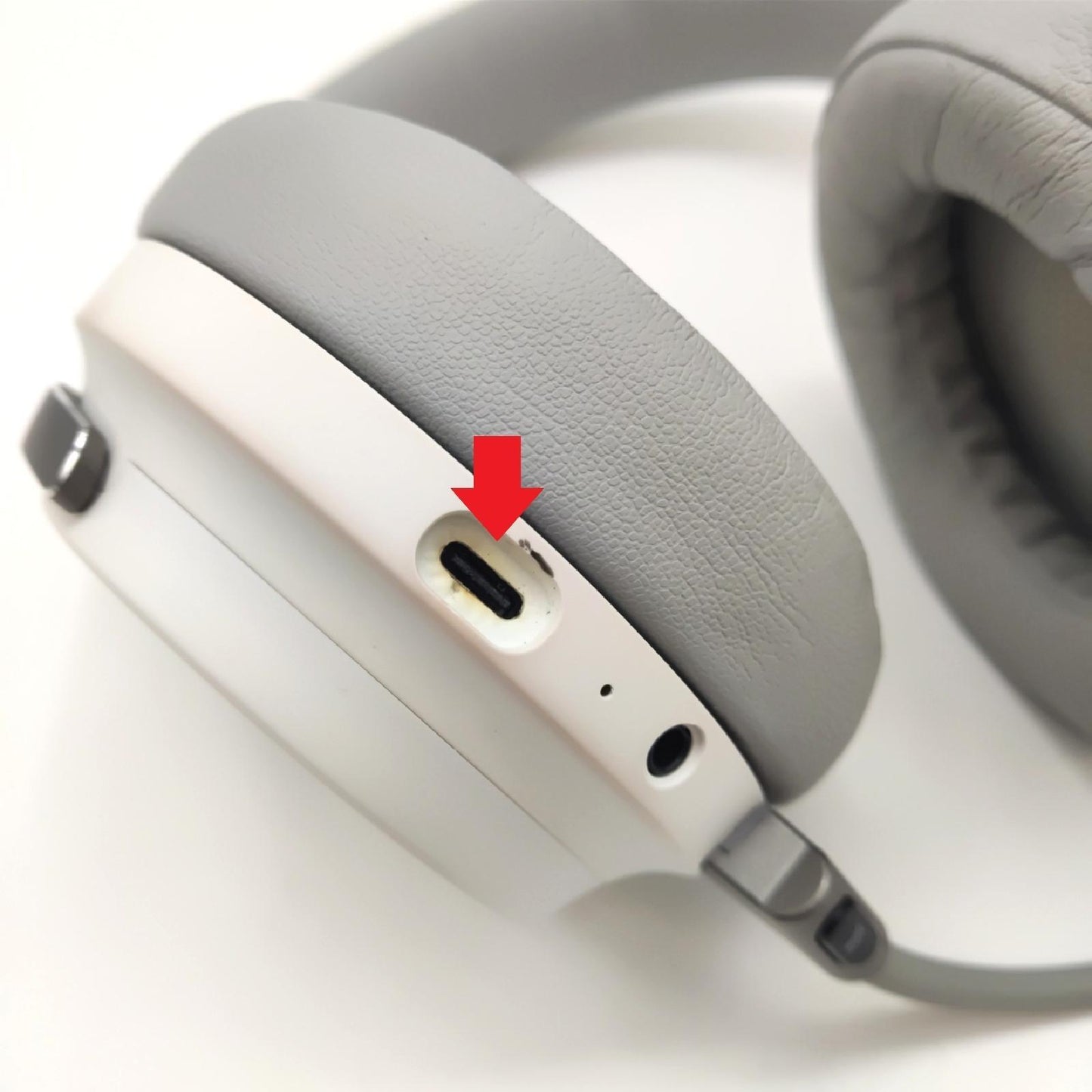 CORSAIR VIRTUOSO RGB WIRELESS High Fidelity Gaming Headset   7.1 Surrou - Defekt