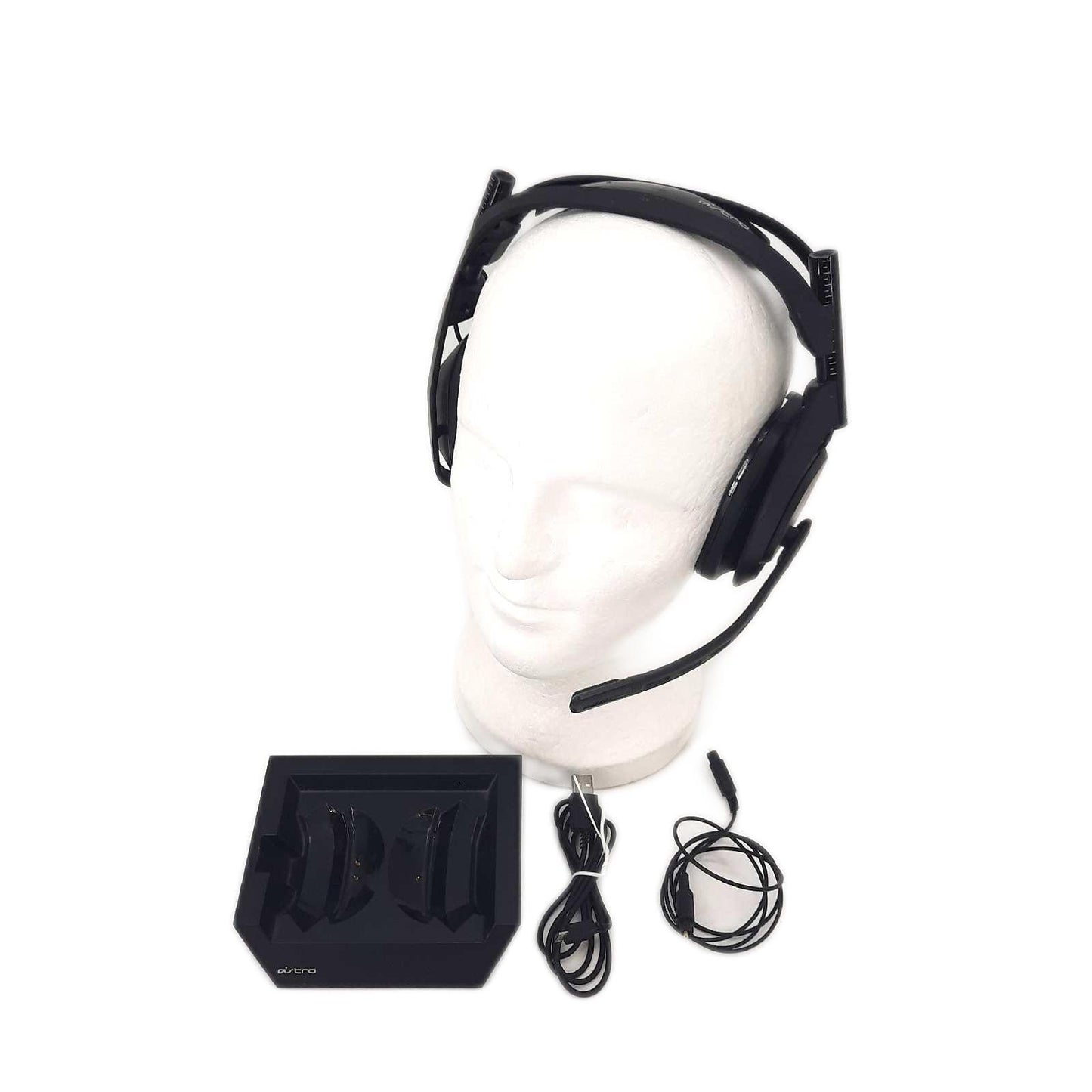 ASTRO A50 Wireless Gaming Headset 4 Generation Ladestation Ohrpolster Kopfpolster fehlen