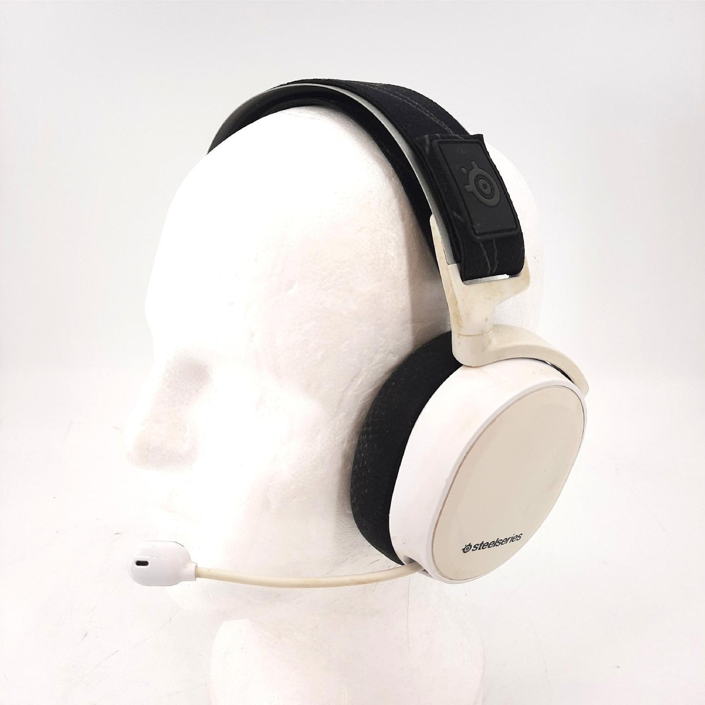 SteelSeries Arctis 7 Gaming Headset verlustfrei drahtlos USB Kabel fehlt stark