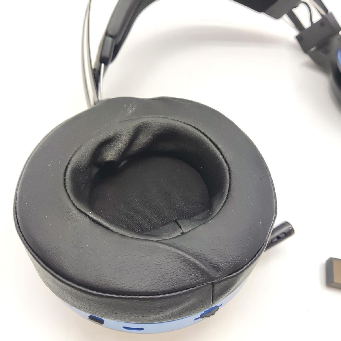 Razer Thresher 7.1 für PlayStation  Wireless Gaming Headset Defekt startet nicht