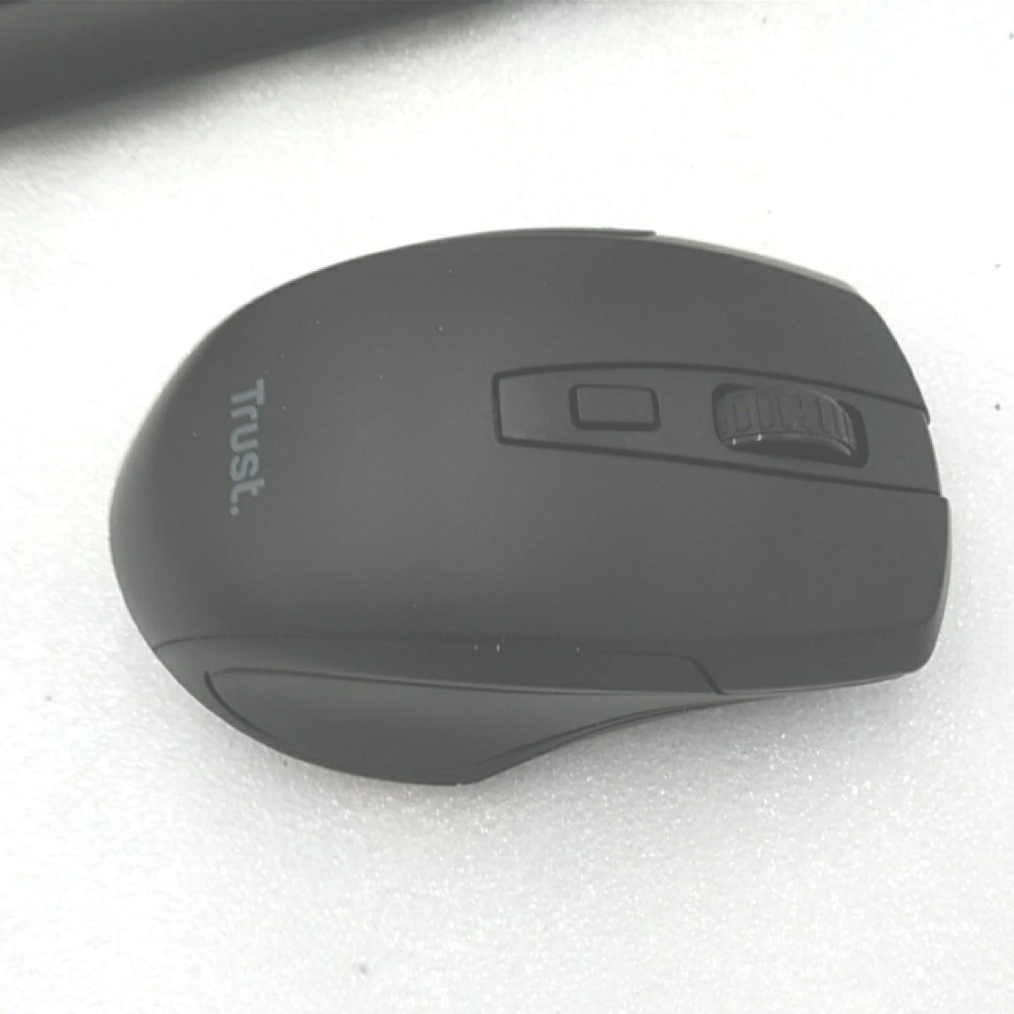 Trust Ymo Set mit Tastatur und Maus, Französisches AZERTY-Layout