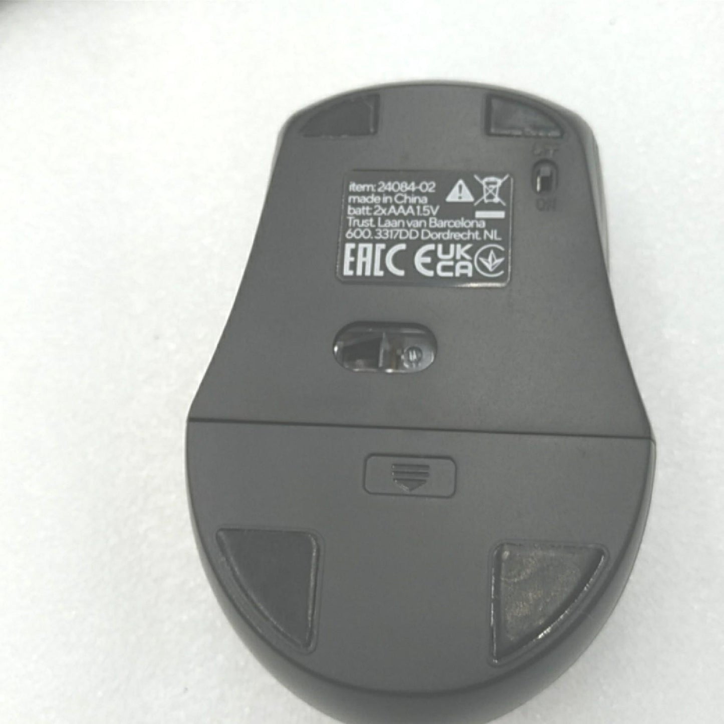 Trust Ymo Set mit Tastatur und Maus, Französisches AZERTY-Layout