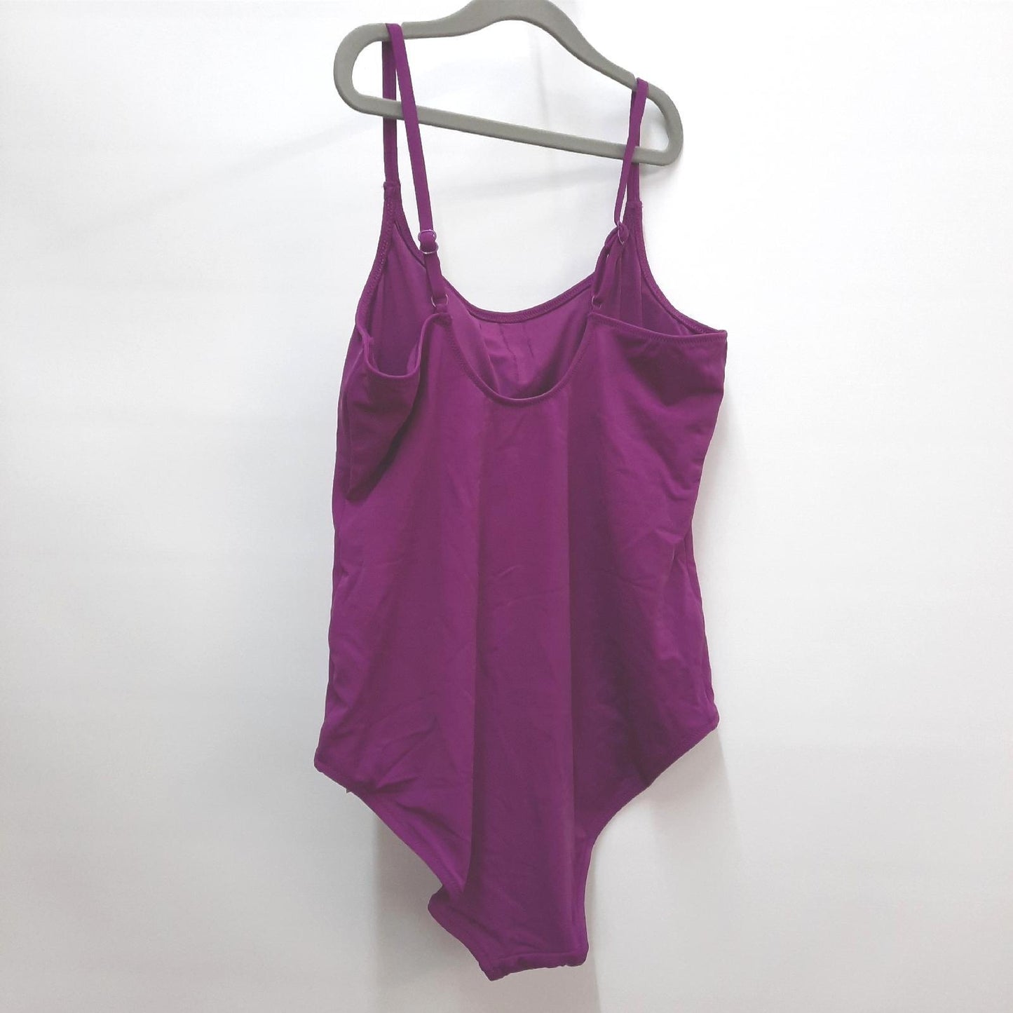 Amazon Essentials Badeanzug Damenmode Bademode Violett Einteiler Eleganz Trend 40