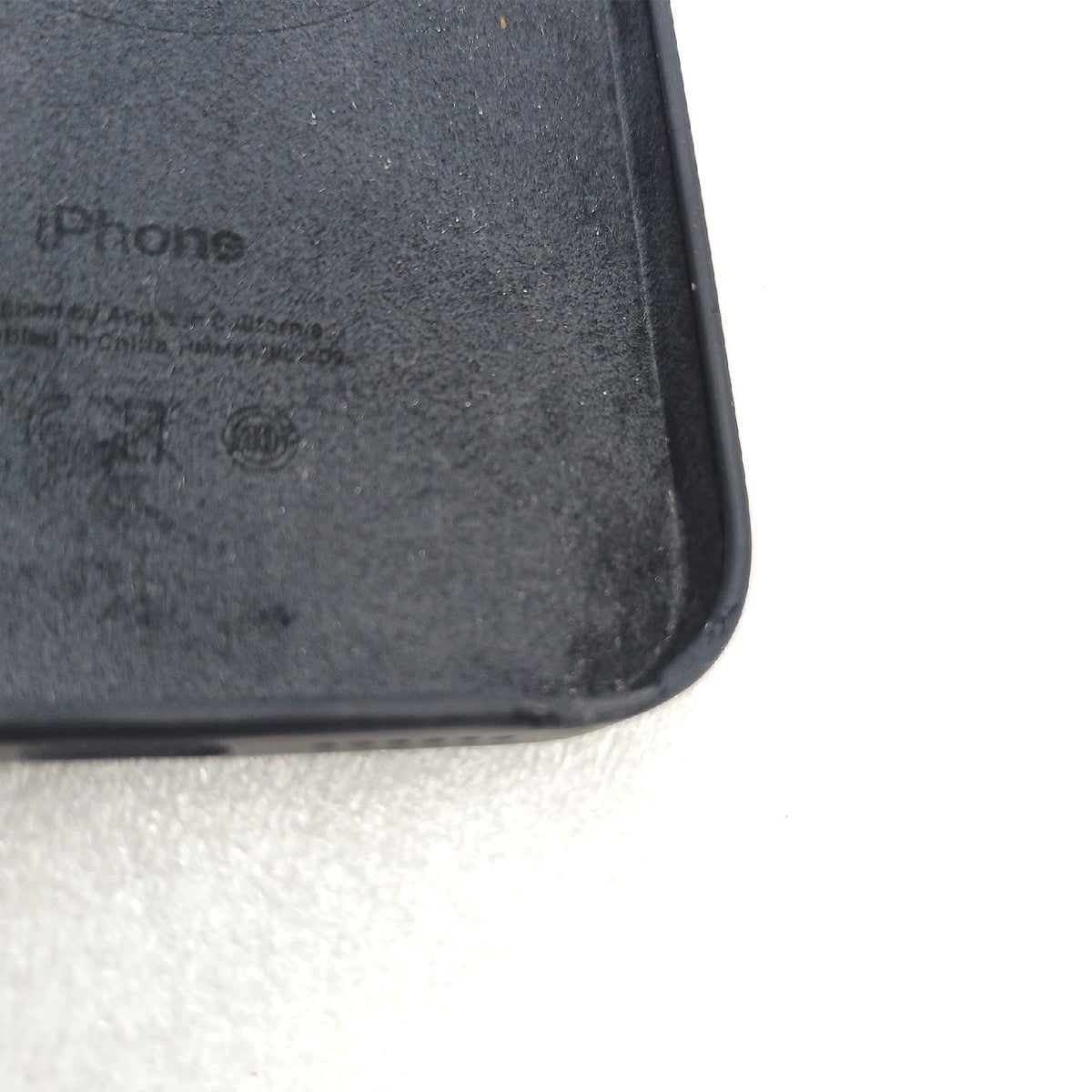 Apple iPhone 14 Pro Max Silikon Case mit MagSafe - Mitternacht ???????