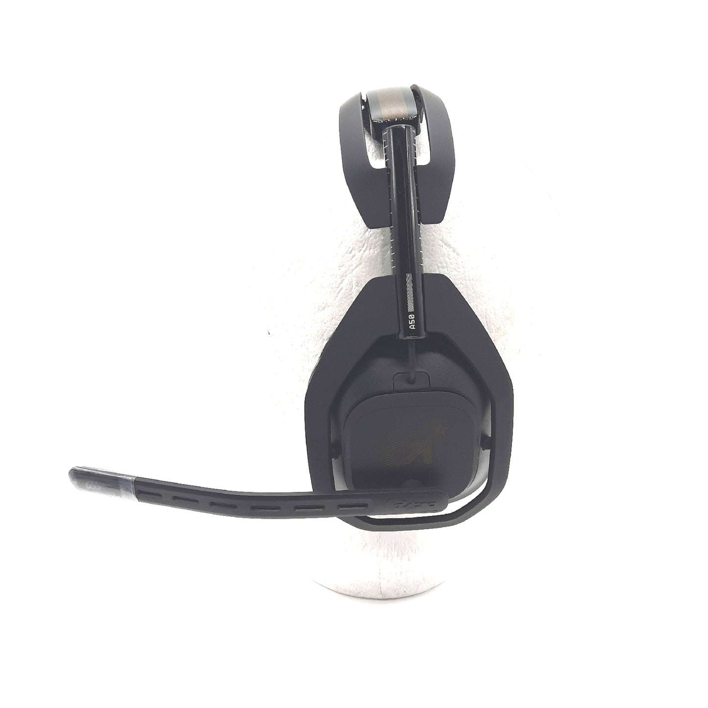 ASTRO Gaming A50 Wireless Gaming Headset Ladestation Dolby Audio Game Voice Balance Control 2,4 GHz Kabellos 9m Reichweite Xbox Series X|S Xbox One PC Mac Schwarz Gold