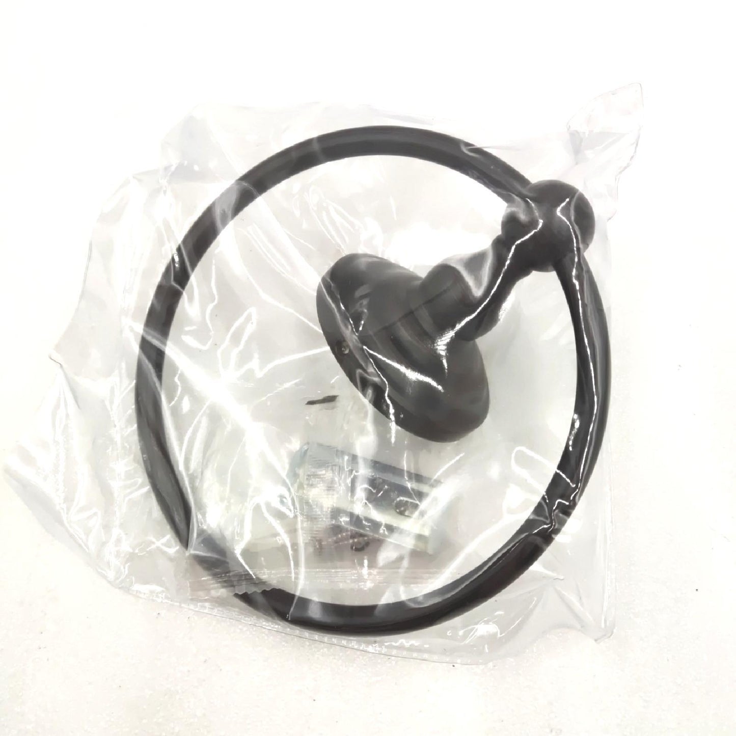 Amazon Basics Handtuchring Badaccessoires Geölte Bronze Klassisch zeitlos elegant langlebig