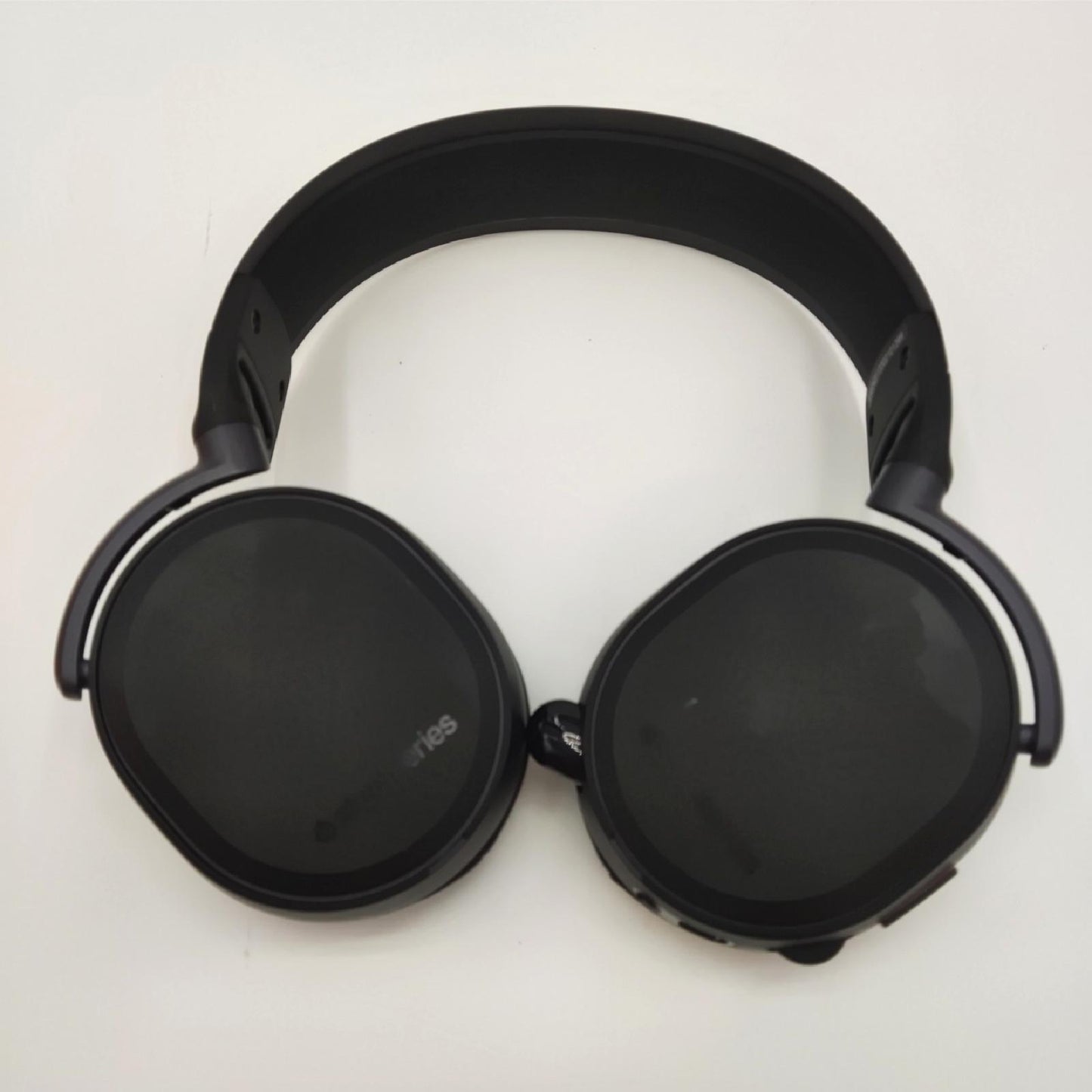 SteelSeries Arctis Pro High Fidelity Gaming Headset Gebrauchsspuren ohne Verstellband