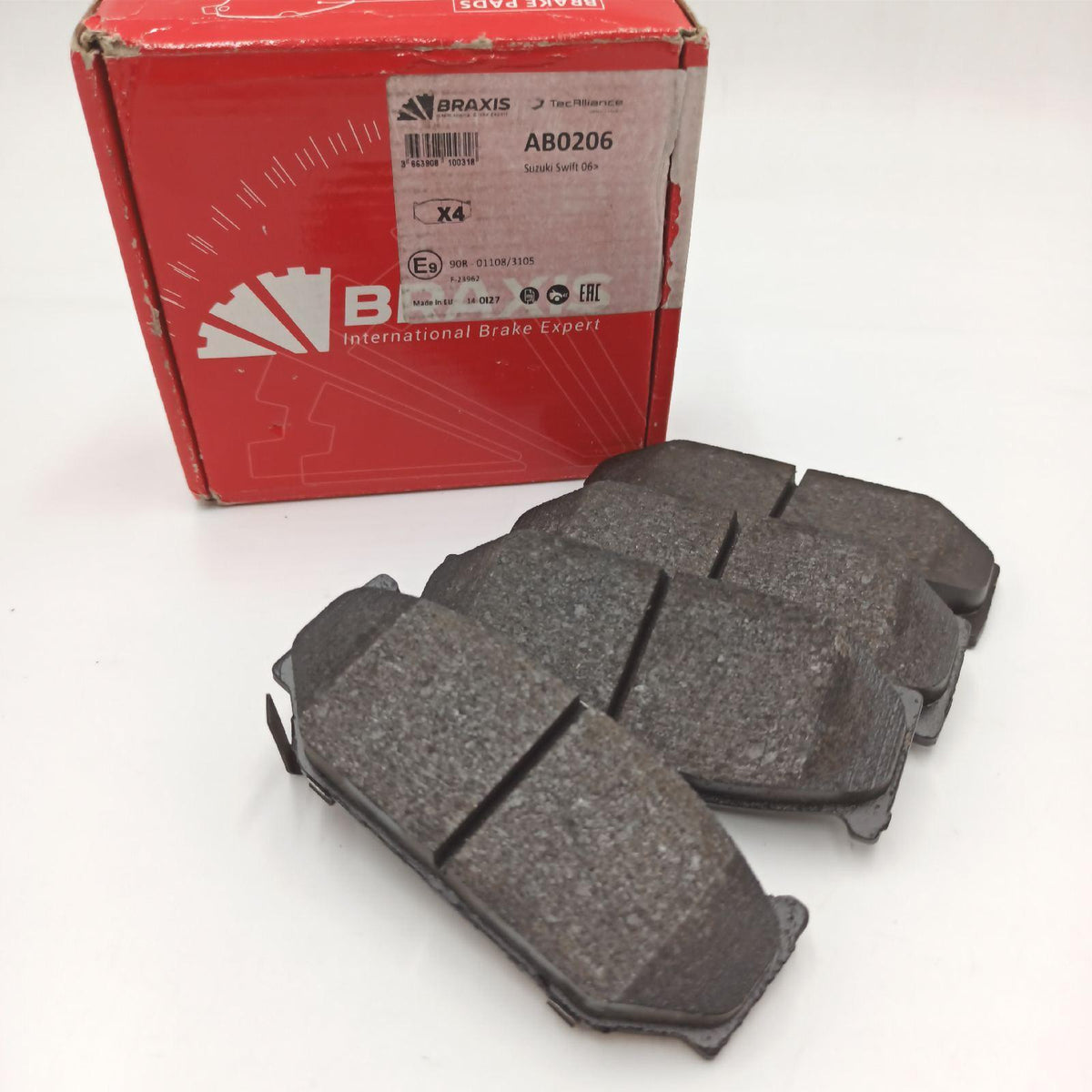 BRAXIS AB0206 Bremsklötze Vorne  Set of 4