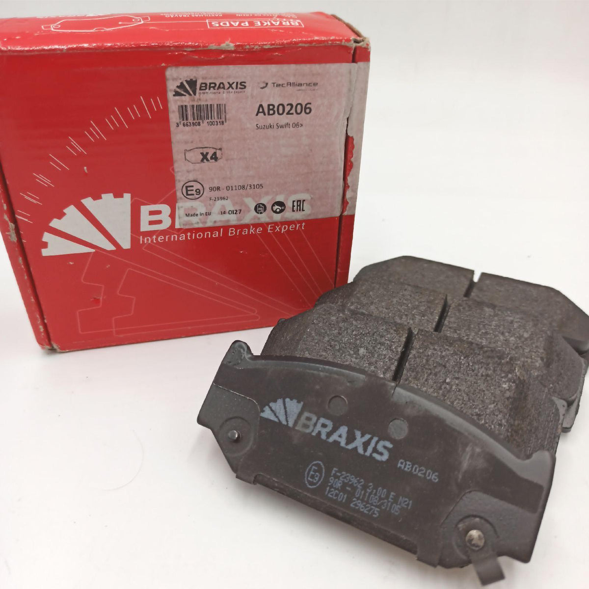BRAXIS AB0206 Bremsklötze Vorne  Set of 4