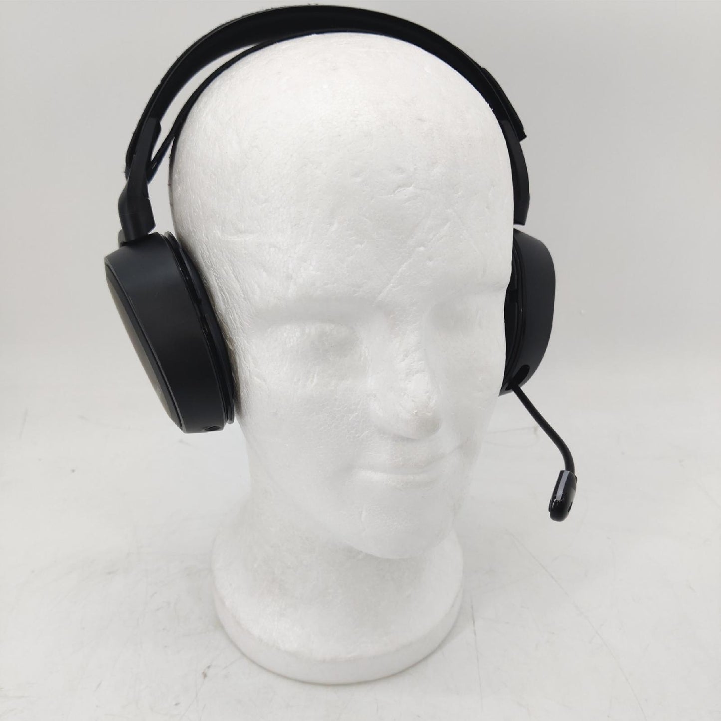 SteelSeries Arctis 9 Dual Wireless Gaming Headset gebraucht ohne Ohrpolster Transmitter Lad