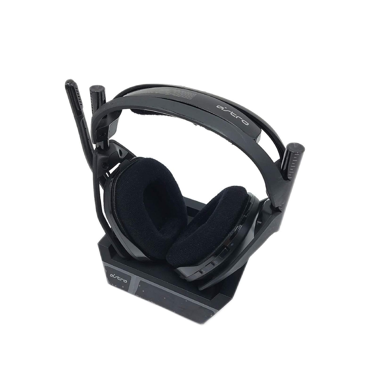 ASTRO A50 Wireless Gaming Headset Ladestation sichtbare Gebrauchsspuren