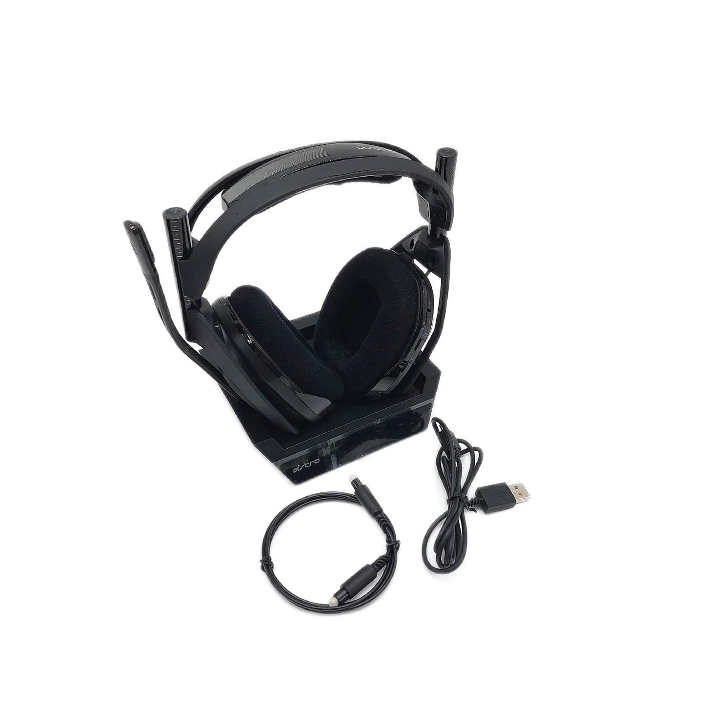 ASTRO A50 Wireless Gaming Headset Ladestation sichtbare Gebrauchsspuren