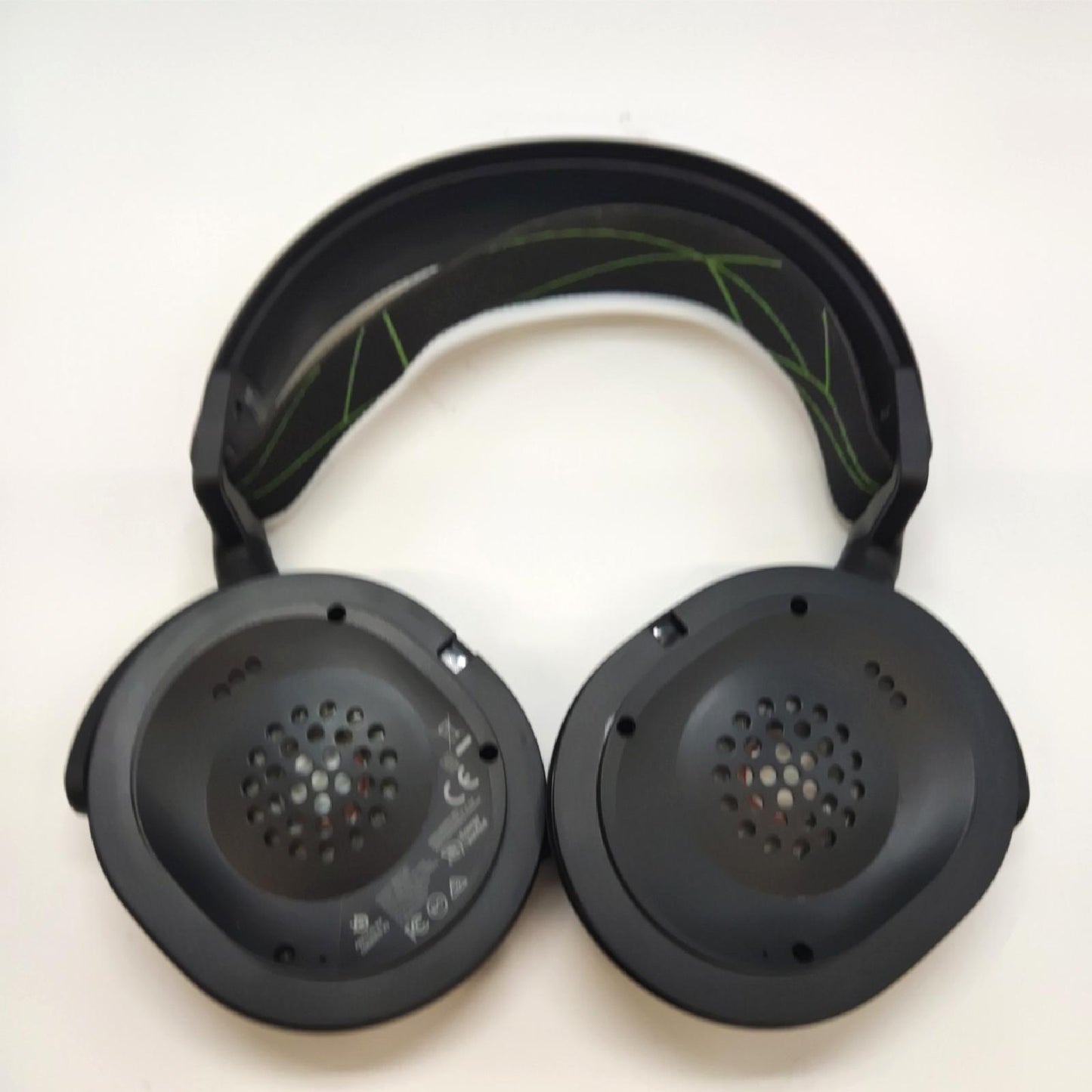 SteelSeries arctis 9x Xbox Wireless und Bluetooth Kopfhörer Gaming Soundbars Wireless.