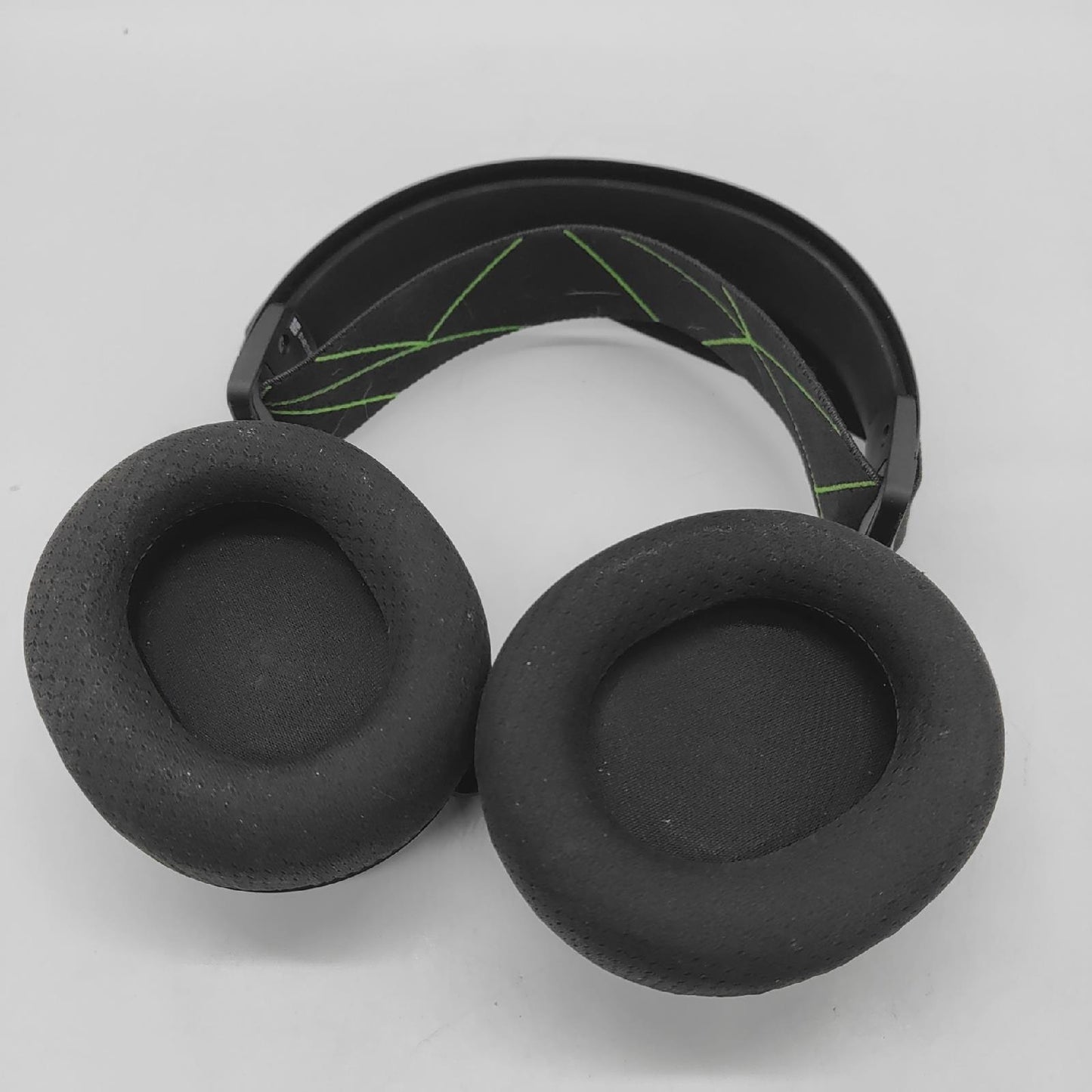 SteelSeries arctis 9x - Eingebaute Xbox-Wireless- und Bluetooth Konnekt - Defekt
