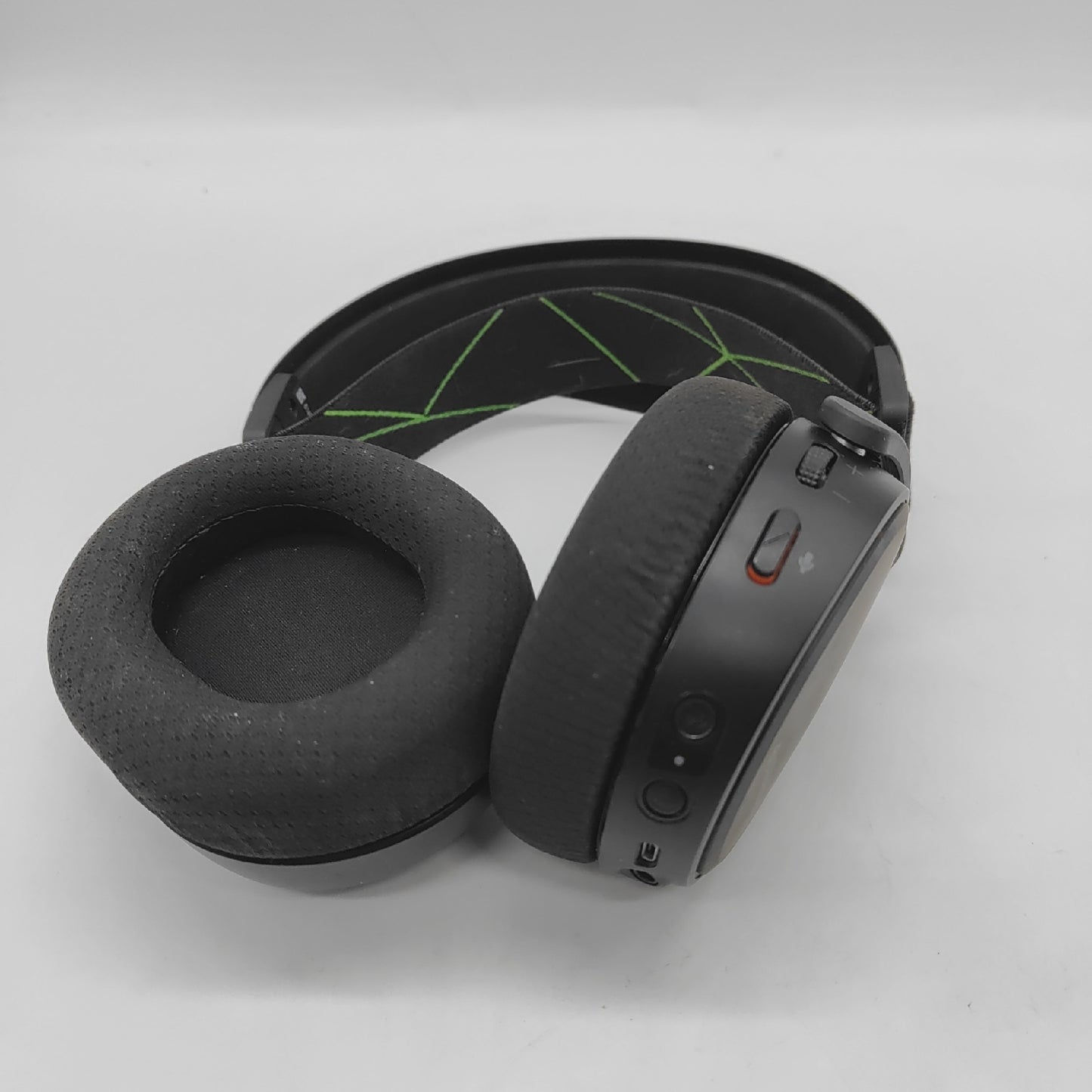 SteelSeries arctis 9x - Eingebaute Xbox-Wireless- und Bluetooth Konnekt - Defekt
