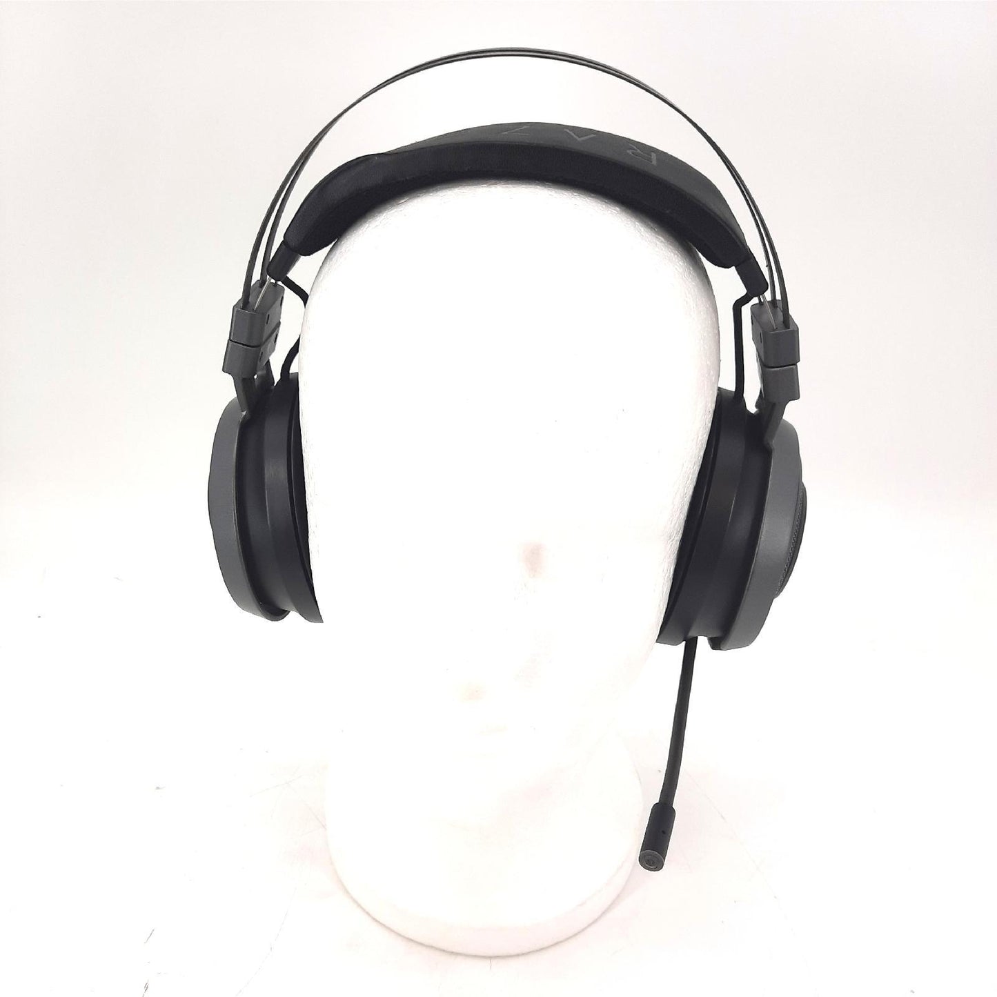 Razer Nari Ultimate: Gaming-Headset mit THX-räumlichem Audio, Kü - Unvollständig