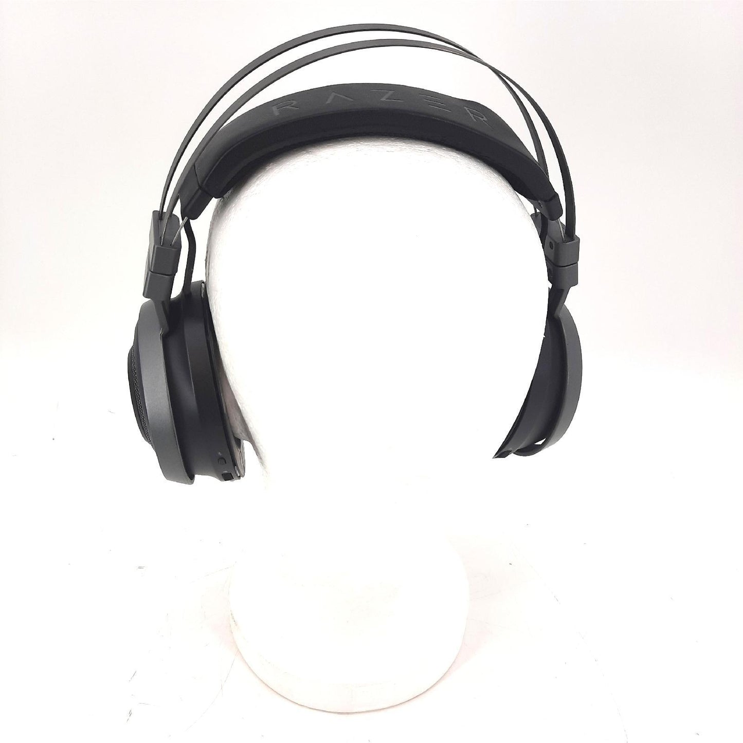 Razer Nari Ultimate: Gaming-Headset mit THX-räumlichem Audio, Kü - Unvollständig