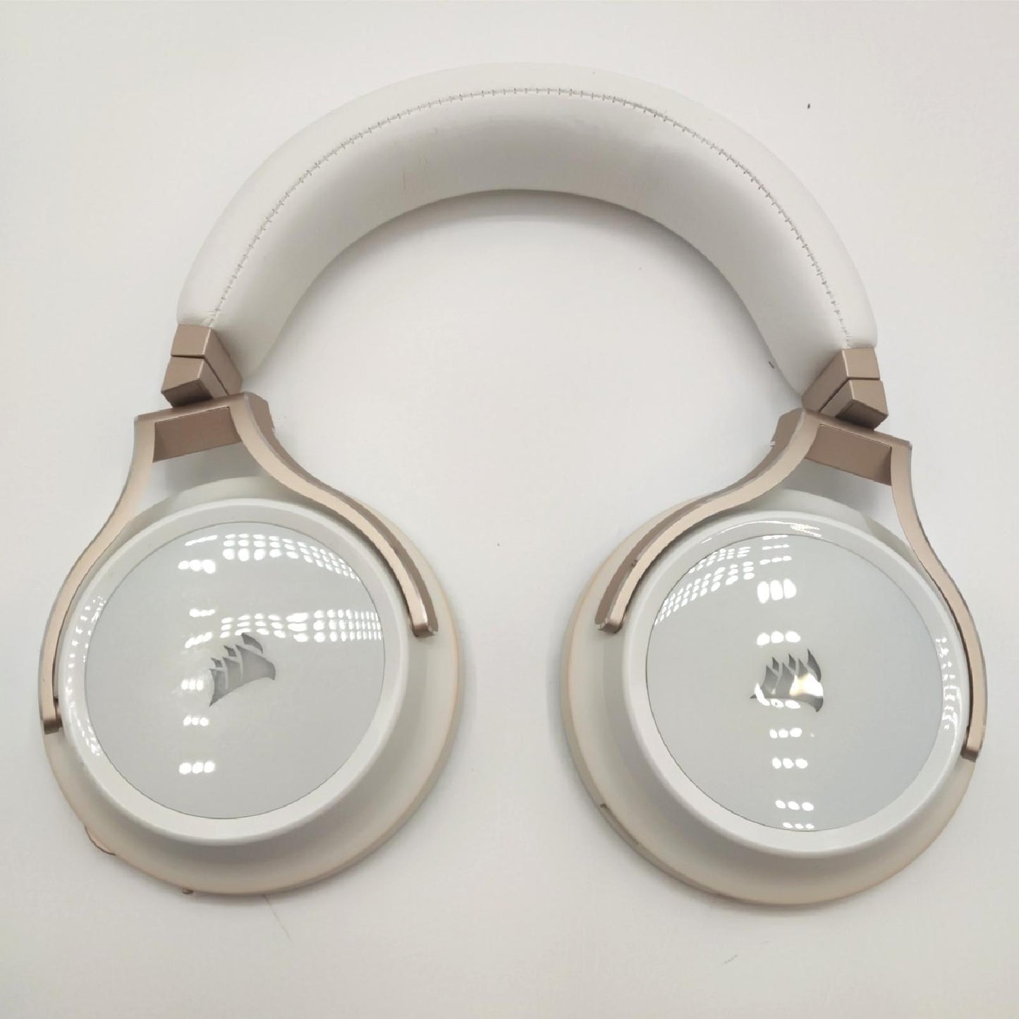 Corsair Virtuoso RGB Wireless HiFi Gaming Headset Perlmutt ohne Ohrpolster leichte Gebrauch