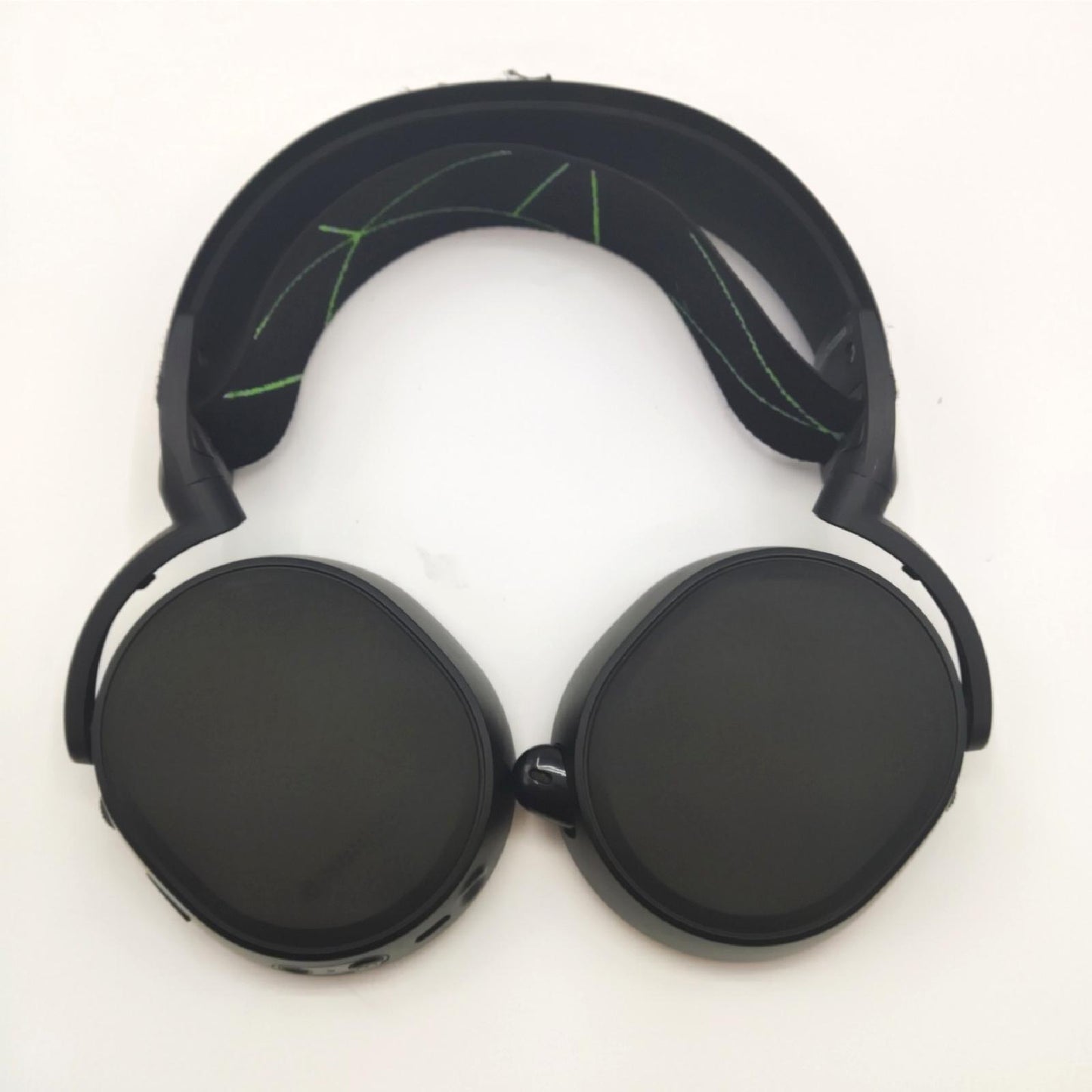 SteelSeries arctis 9x Eingebaute Xbox Wireless Bluetooth mit Gebrauchsspuren ohne Ohr