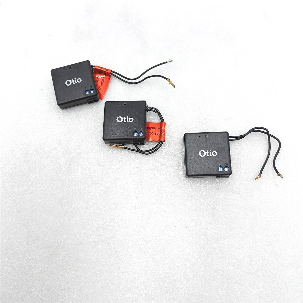 Otio - Smart-Beleuchtungsset mit WLAN-Gateway und 3 Modulen - Schwarz - Kompatibel mit Alexa und Google Assistant - Fernsteuerung per App - Einfache Installation - 15m Reichweite