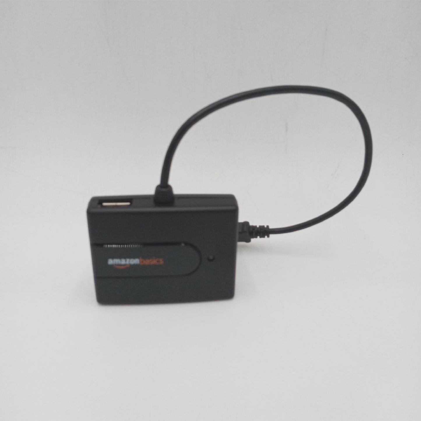 Amazon Basics USB Hub 2.0 Ultra mit 4 Ports, Schwarz