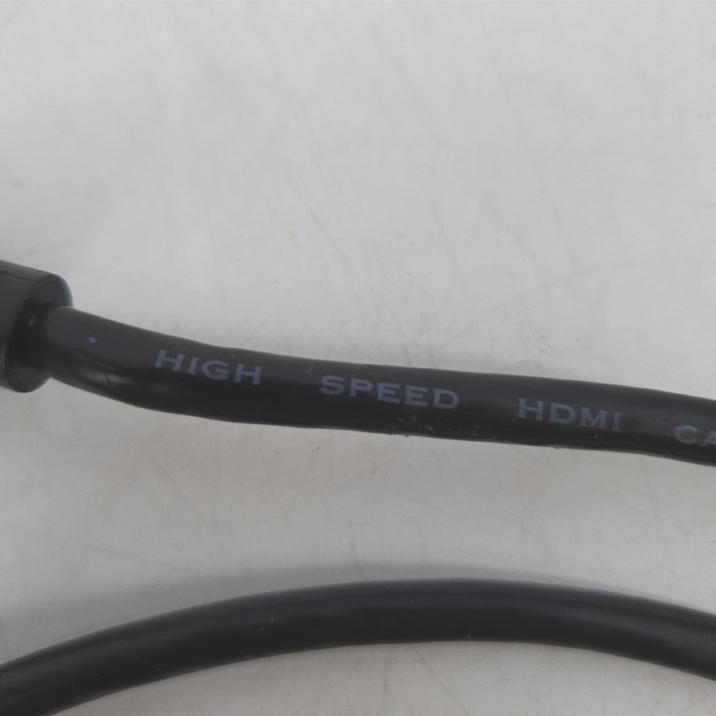 Amazon Basics HDMI Kabel Elektronik Flexibel 0 9 Meter Schwarz Anschluss
