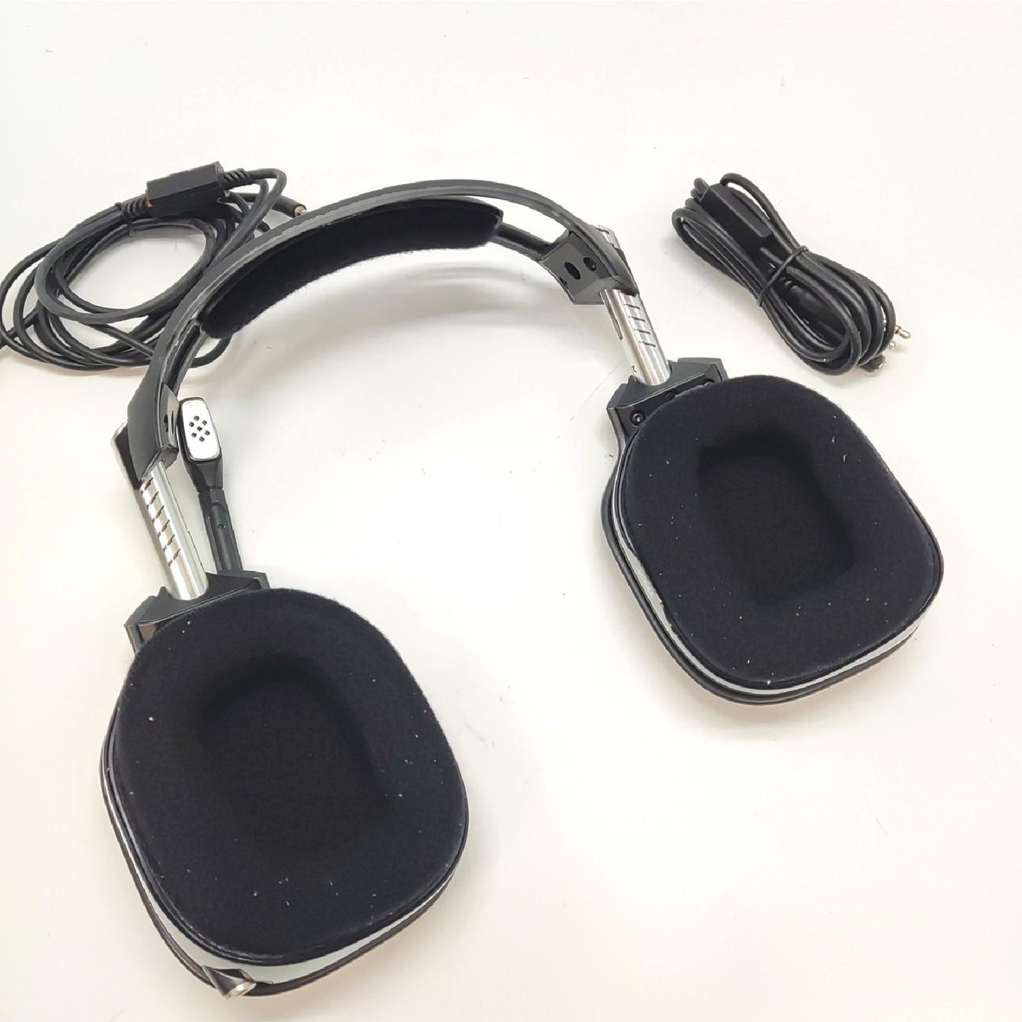 ASTRO Gaming A40 TR Kabelgebundenes Gaming-Headset mit ASTRO Audio V2 Dolby ATMOS 35 mm Au Sound