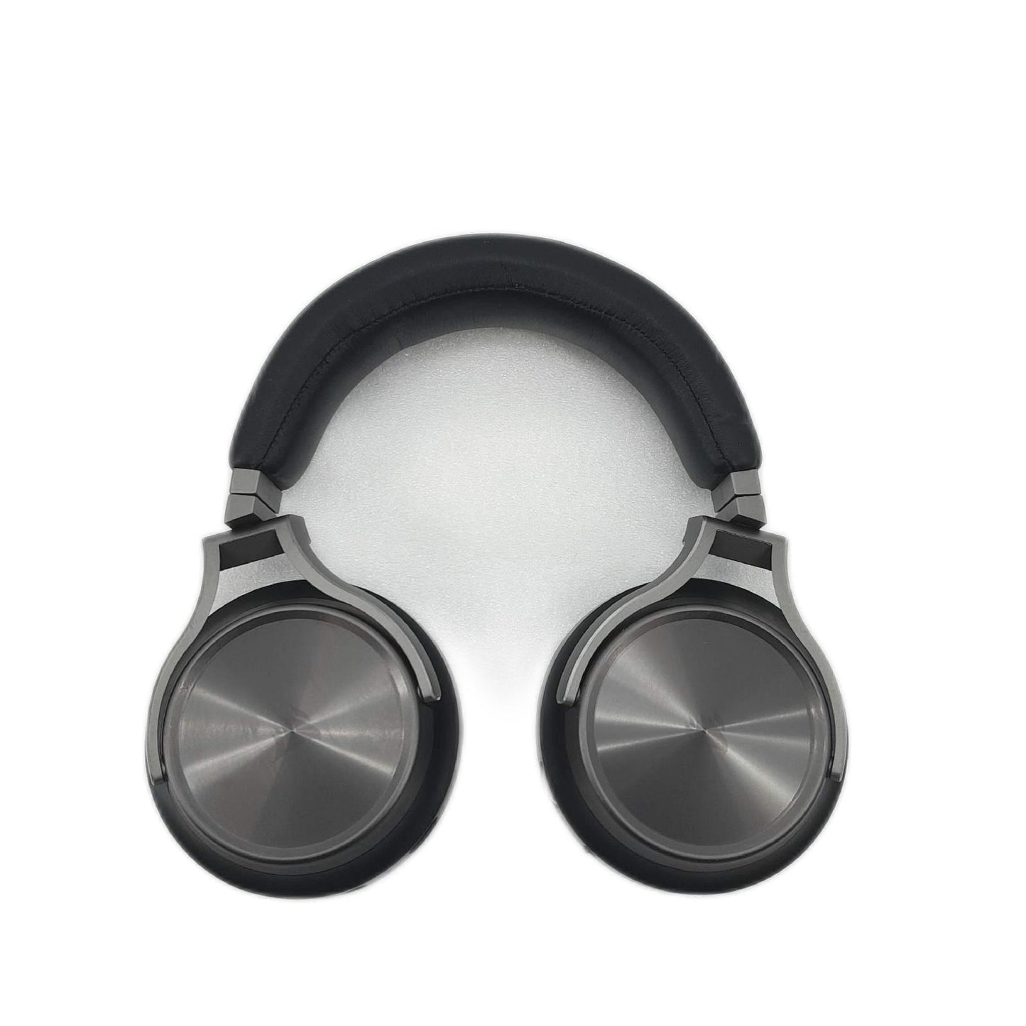 Corsair Virtuoso RGB Wireless SE High Fidelity Gaming Headset gebraucht ohne Ohrenpolster und Kabel