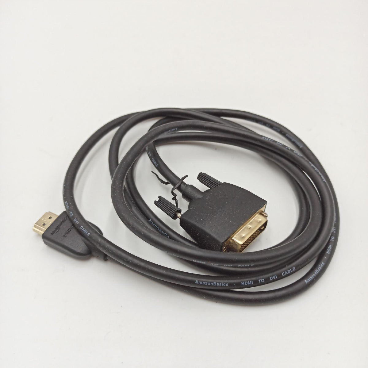 Amazon Basics HDMI zu DVI Adapterkabel 183 Meter bidirektional vergoldet 1080P Schwarz