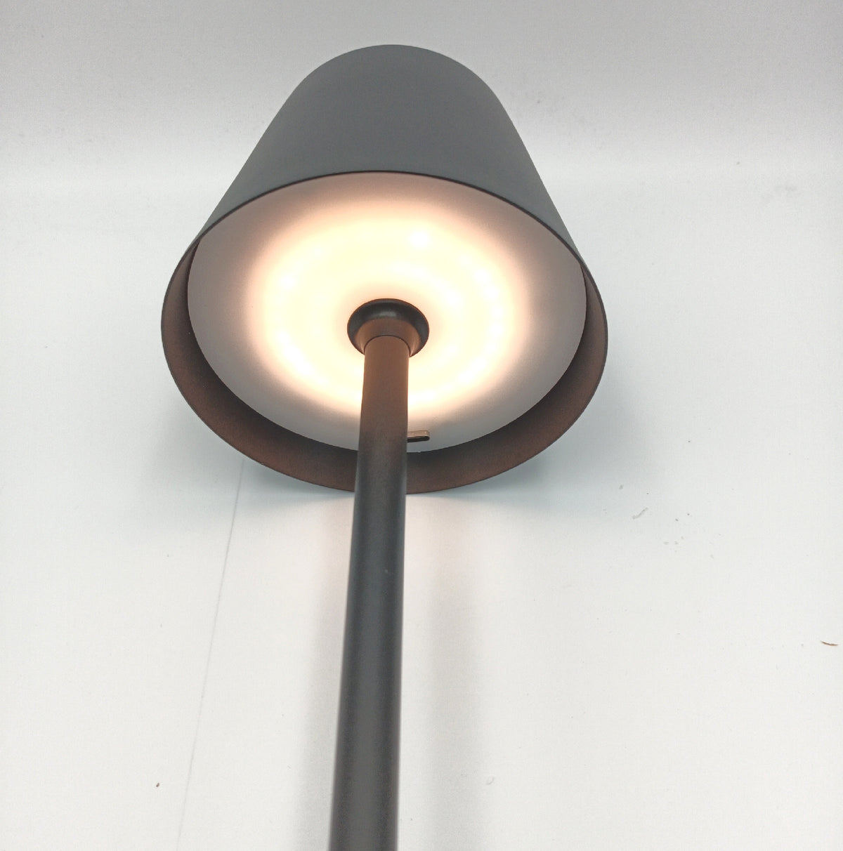 UPXNBOR LED Tischlampe Kabellos Dimmbare Nachttischlampe Touch Akku Tischleuchte