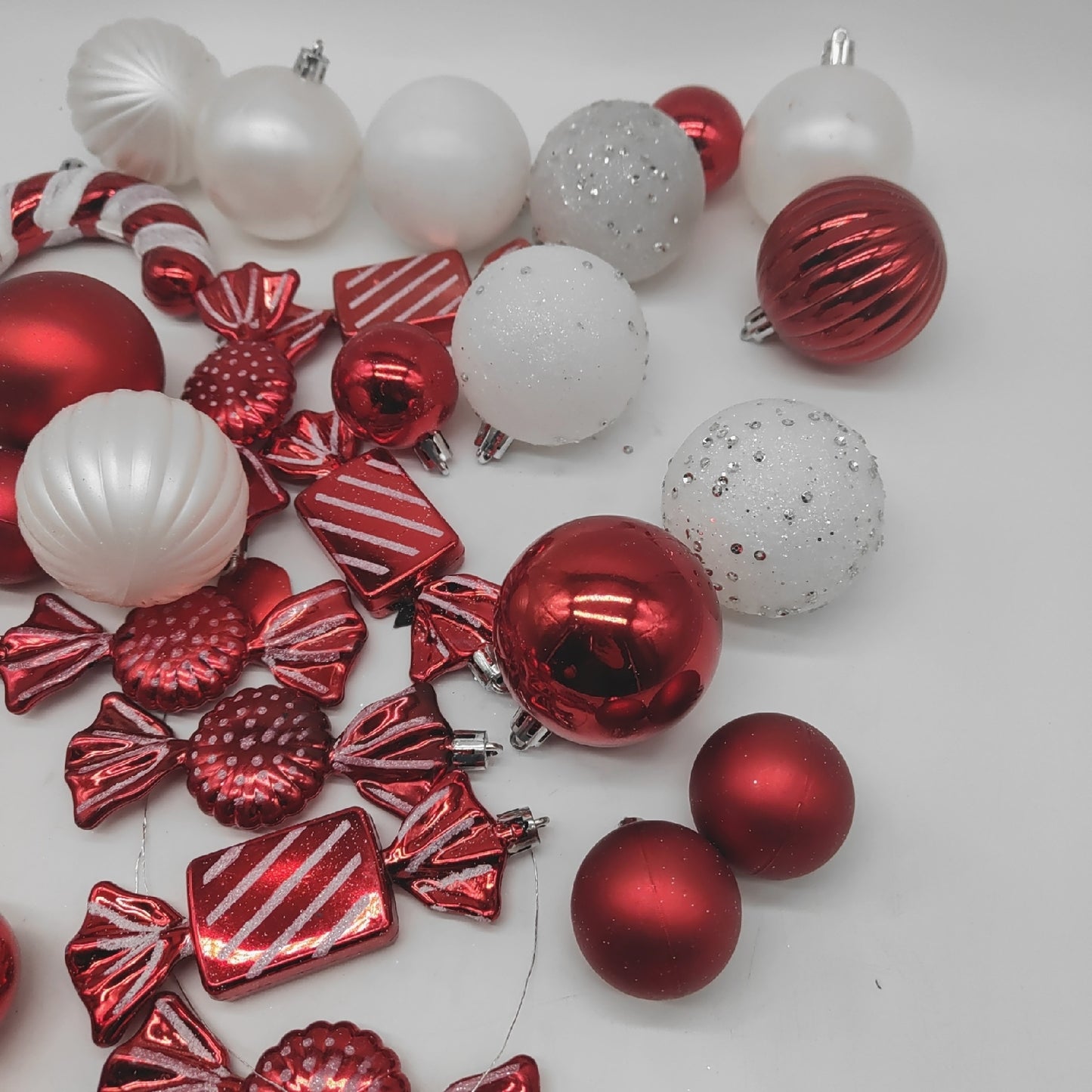 Kesote Weihnachtskugeln Rot Weiß Christbaumkugeln Set Lieferumfang Siehe Fotos