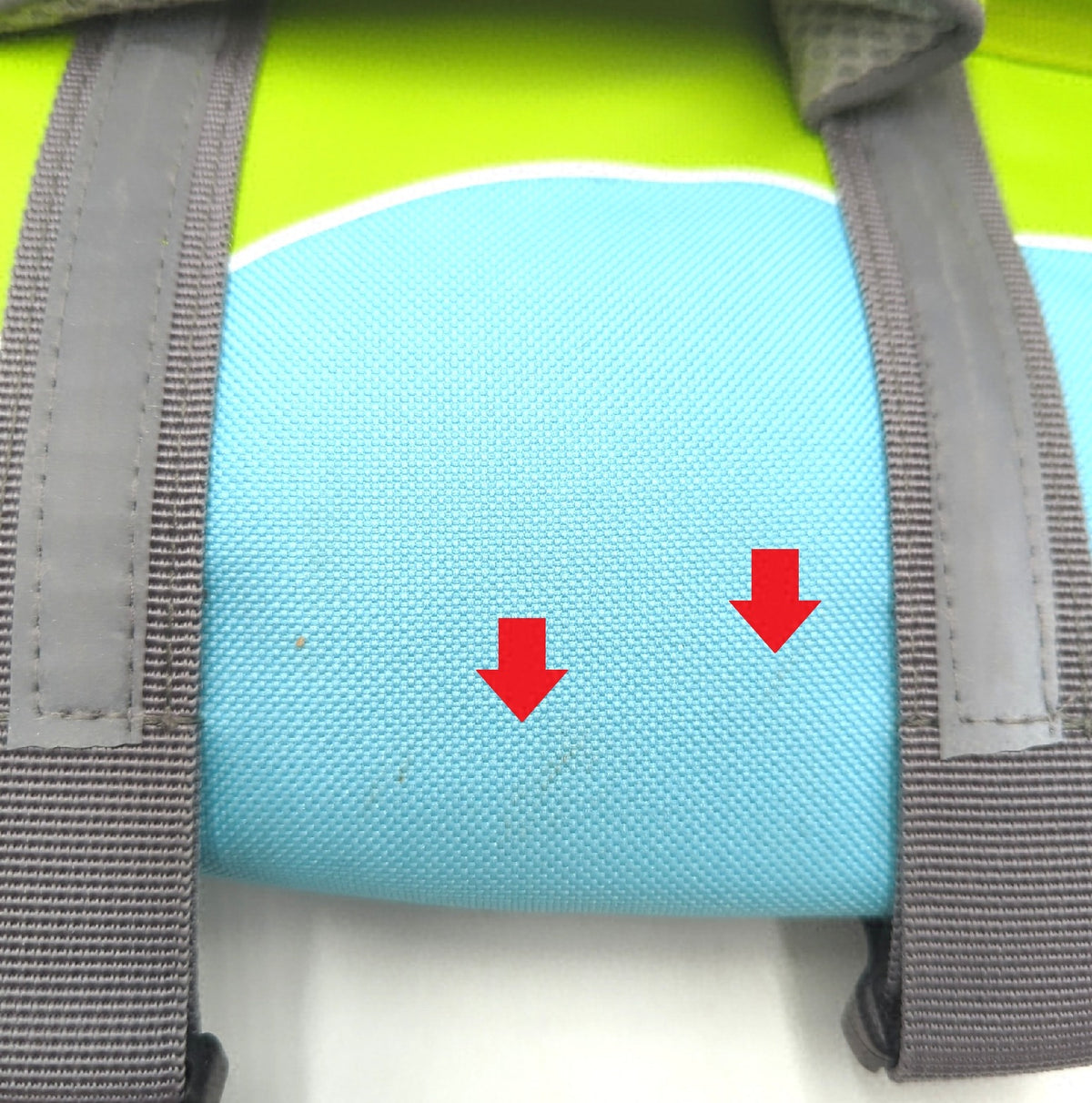 Hundeschwimmweste H Mittel Hoher Auftrieb Verstellbar Schwimmweste mit Hai Design sichtbare Verschmutzungen