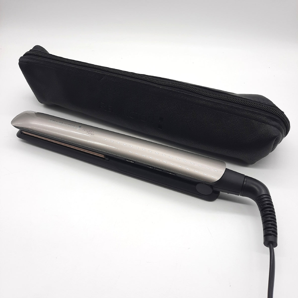 Remington Glätteisen Profi [Hitzeschutzsensor um Haarschäden zu verringern] Keratin Protect (hochwertige Keratin-Keramikbeschichtung mit Mandelöl) Digitales Display, 160-230°C, Haarglätter S8593