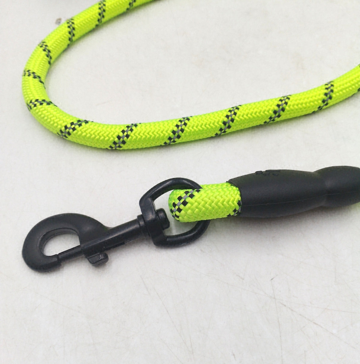 Taglory Hundeleine Kletterseil gepolsterter Griff fuer grosse Hunde 18 Meter lang