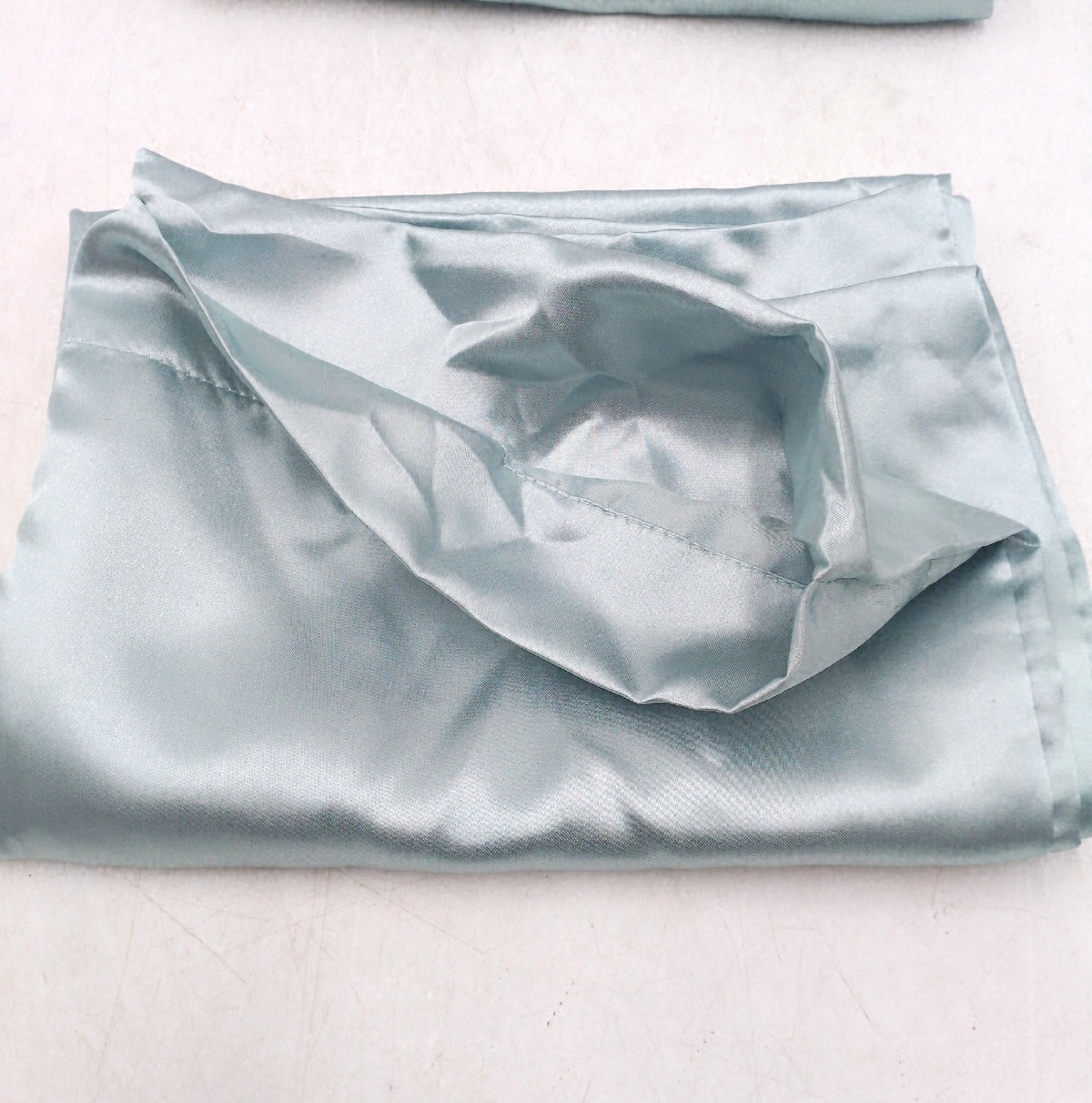 Satin Kissenbezug 50x70 2 Stück wie ein Seidenkissenbezug Farbe Sage Grün Set