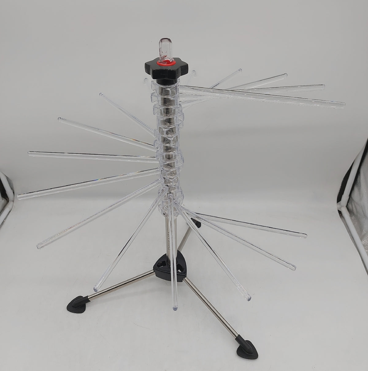 MARCATO Pasta Drying Rack, Platzsparender Teigtrockner, Kunststoff,Fresh Pasta Dryer, Foldable, Space-Saving, 16 Arms, Up to 2 kg of Pasta, Kitchen Accessory, Made in Italy. Model: Tcapasta