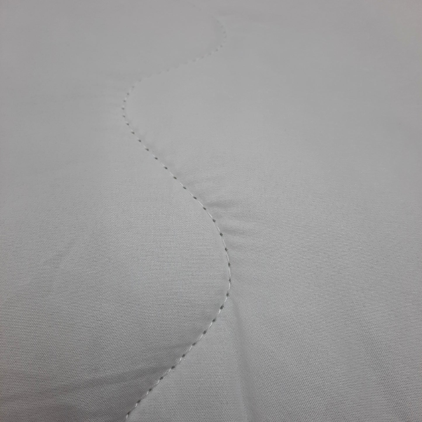 DODO Bettdecke Bettwäsche Schlafzimmer Duvet Tempere Multi Protect 240x260 cm komfortabel für 2 Personen
