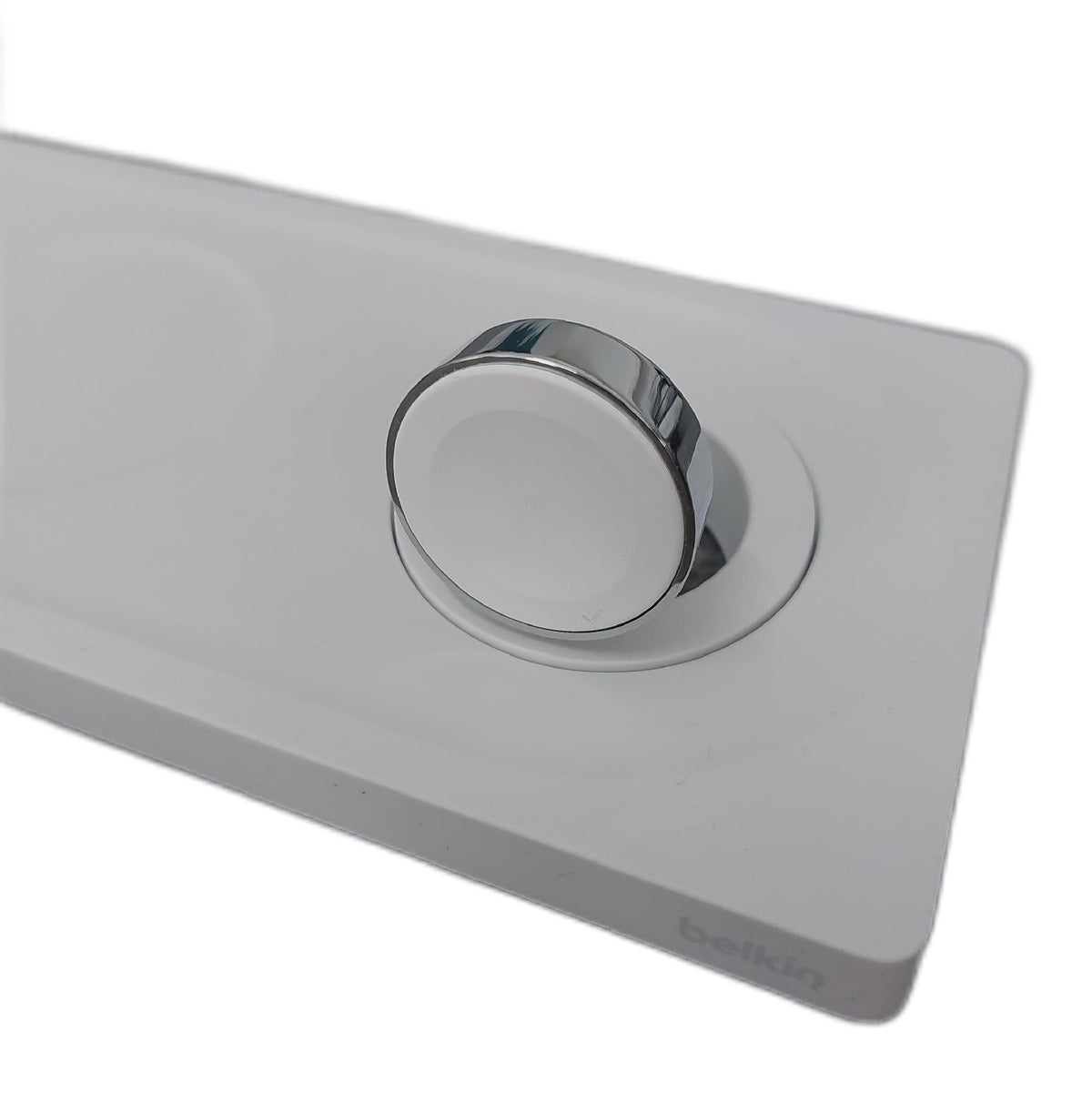 Belkin Magsafe 3 in 1 Ladegeraet MFi Watch Wireless Charge Gebrauchssp
