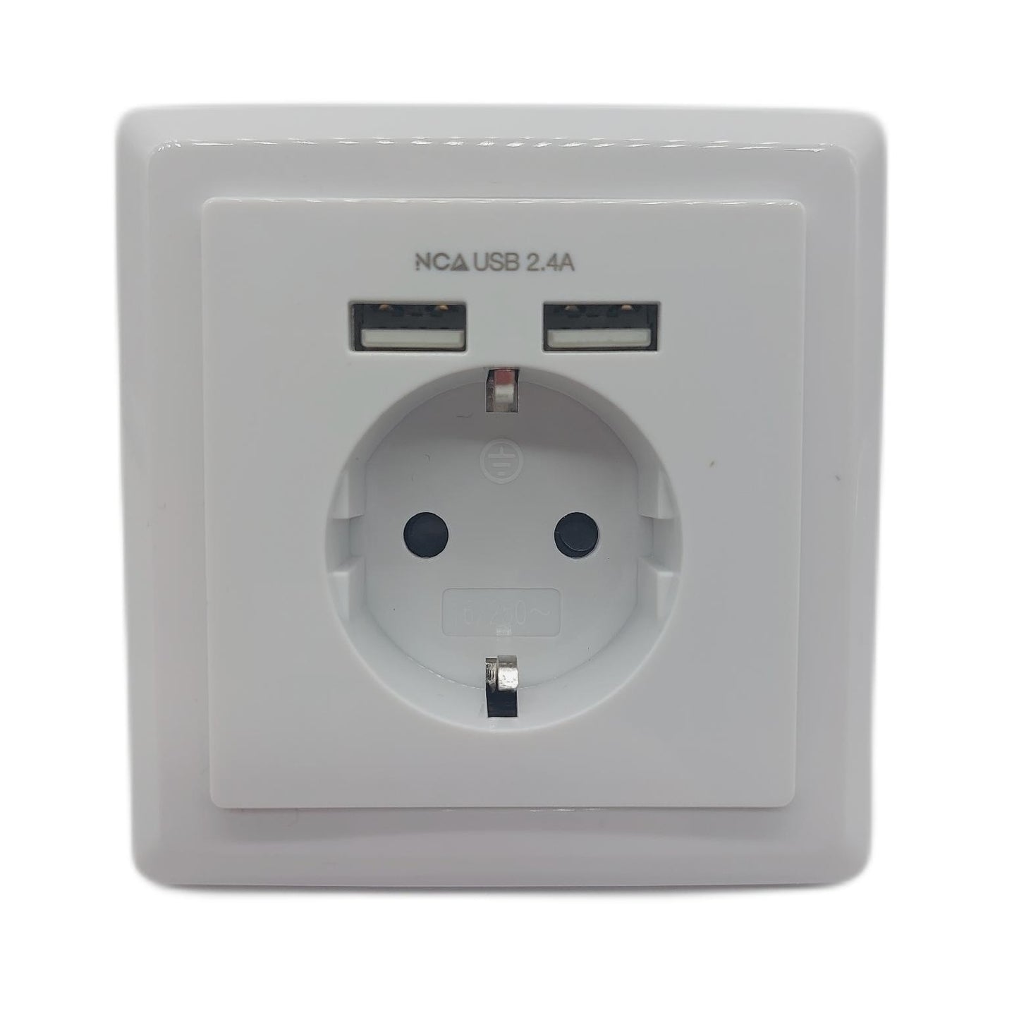 A V Steckdose Steckdosenleiste Haushaltstechnik Base Nano USB 24 Ampere Weiß