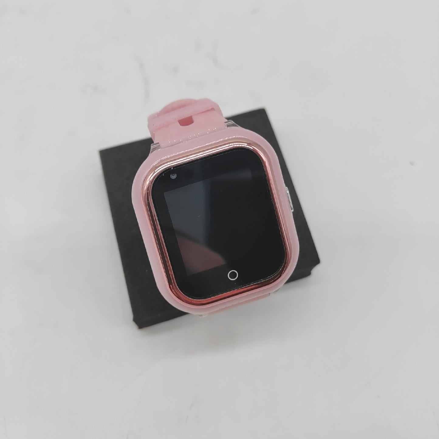 SaveFamily  joy Smartwatch für Kinder m  GPS-Ortungsgerät und lustig  Spiel