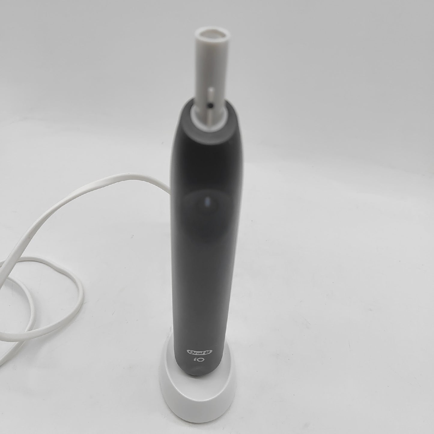 Oral B Wiederaufladbare Elektrische Zahnbuerste iO 2 Schwarz Ohne Auf