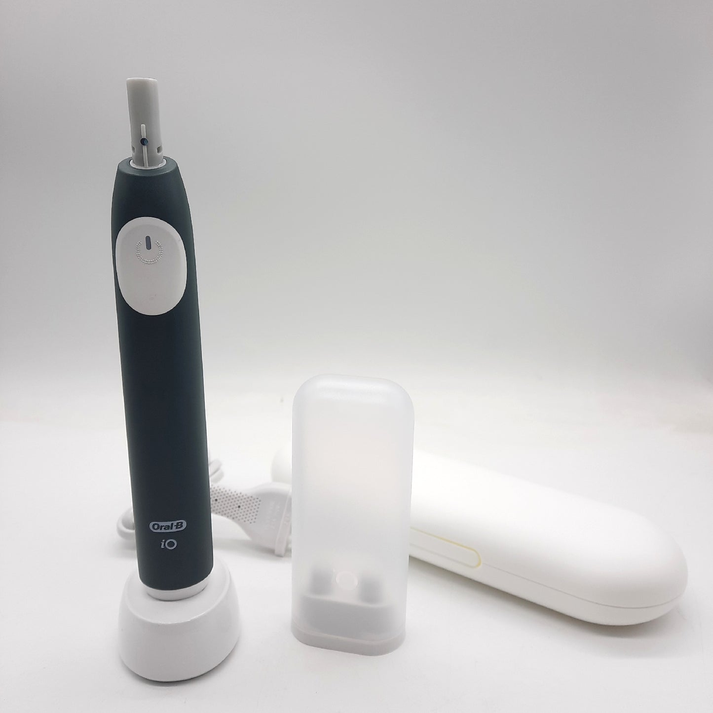 Elektrische Zahnbürste Oral B iO 2 Forest Green, 1 Etui -Unvollständig- Ohne Bür