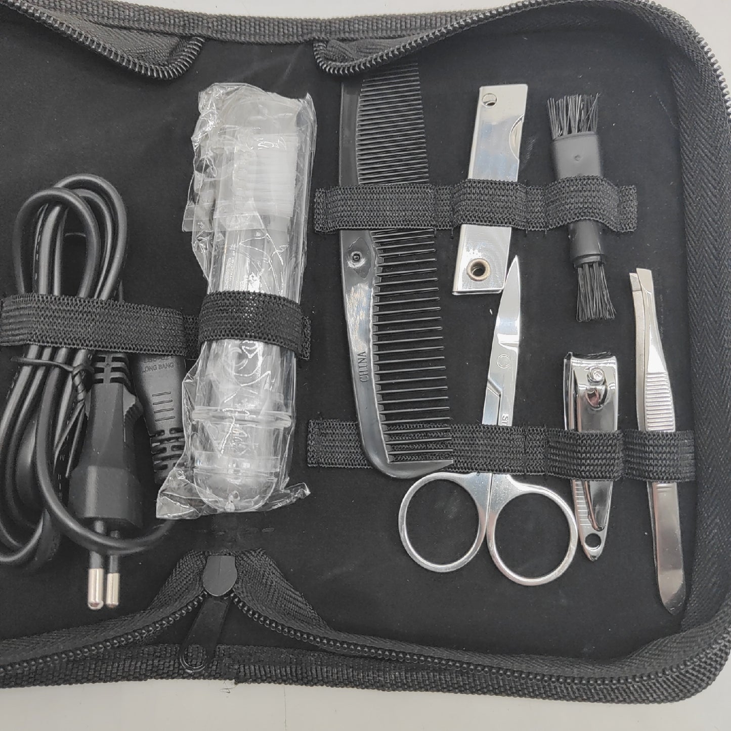 Wahl Travel Shaver Kit wiederaufladbar, flexible Klinge, inklusive Bürste