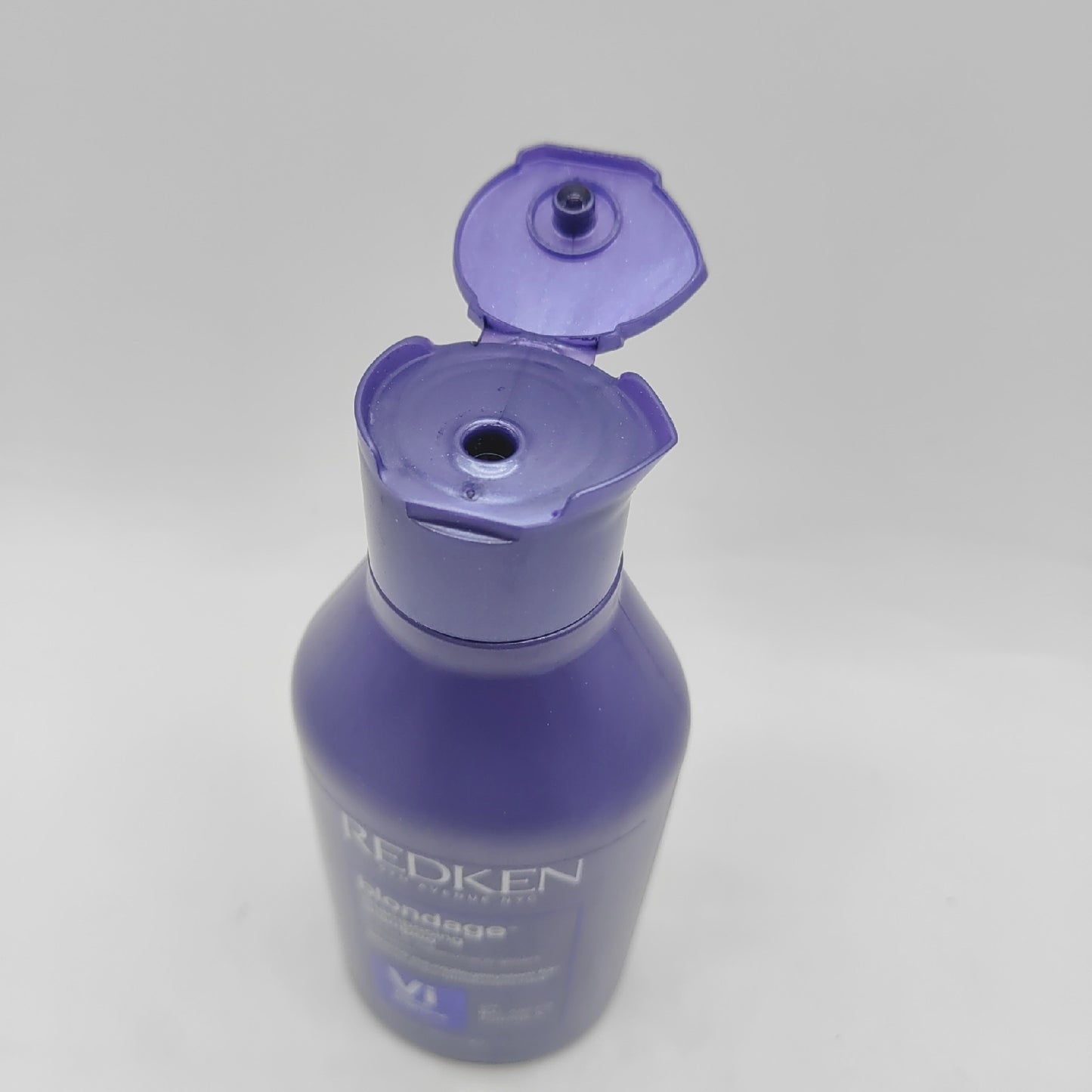 Redken Shampoo Haarpflege Color Extend Blondage für Blondhaar Reflektionsneutralisierer 300